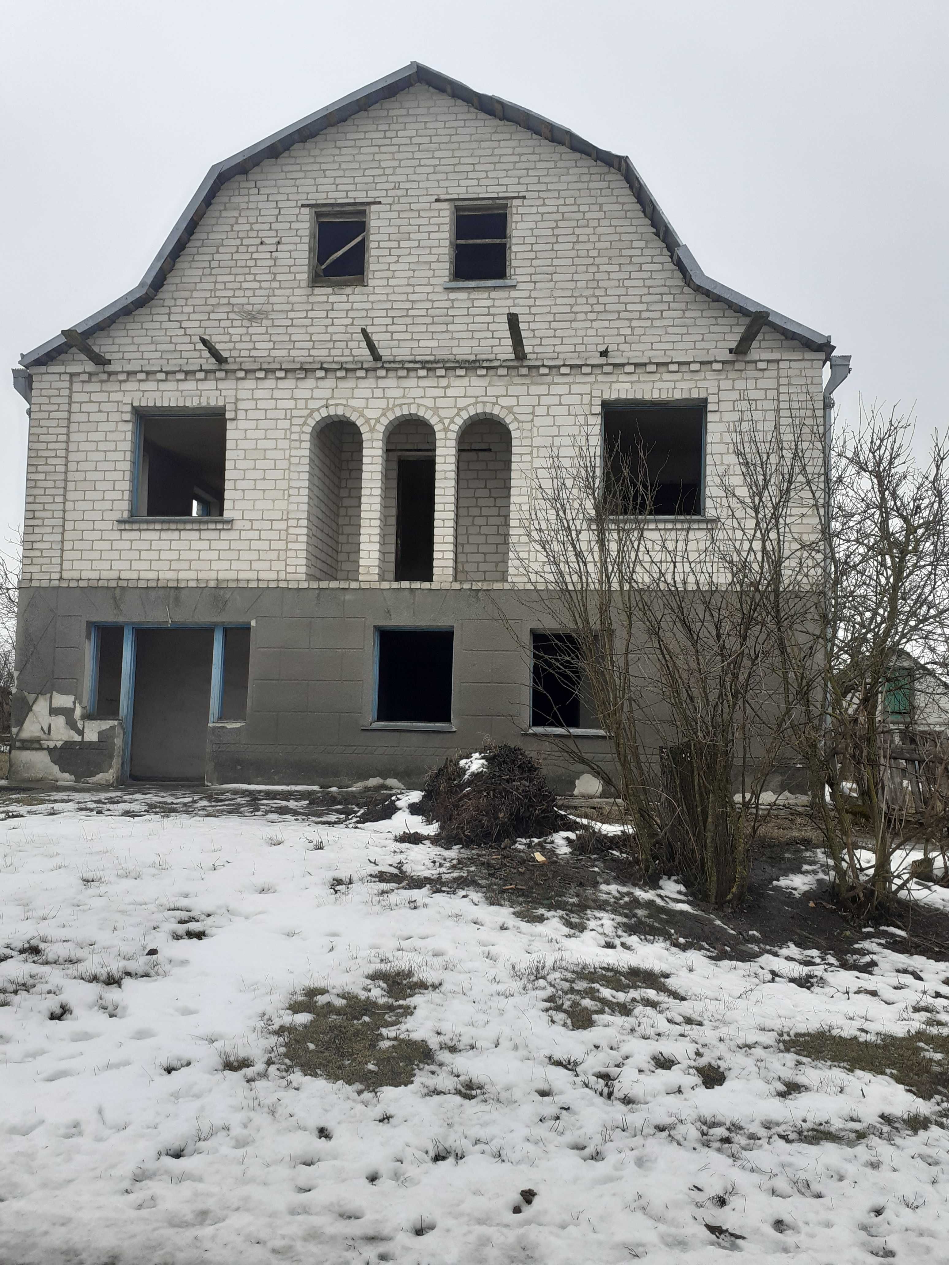 7 КІМ. БУДИНОК, ПЛОЩА - 240 м², ЦІНА - 15 000 $
