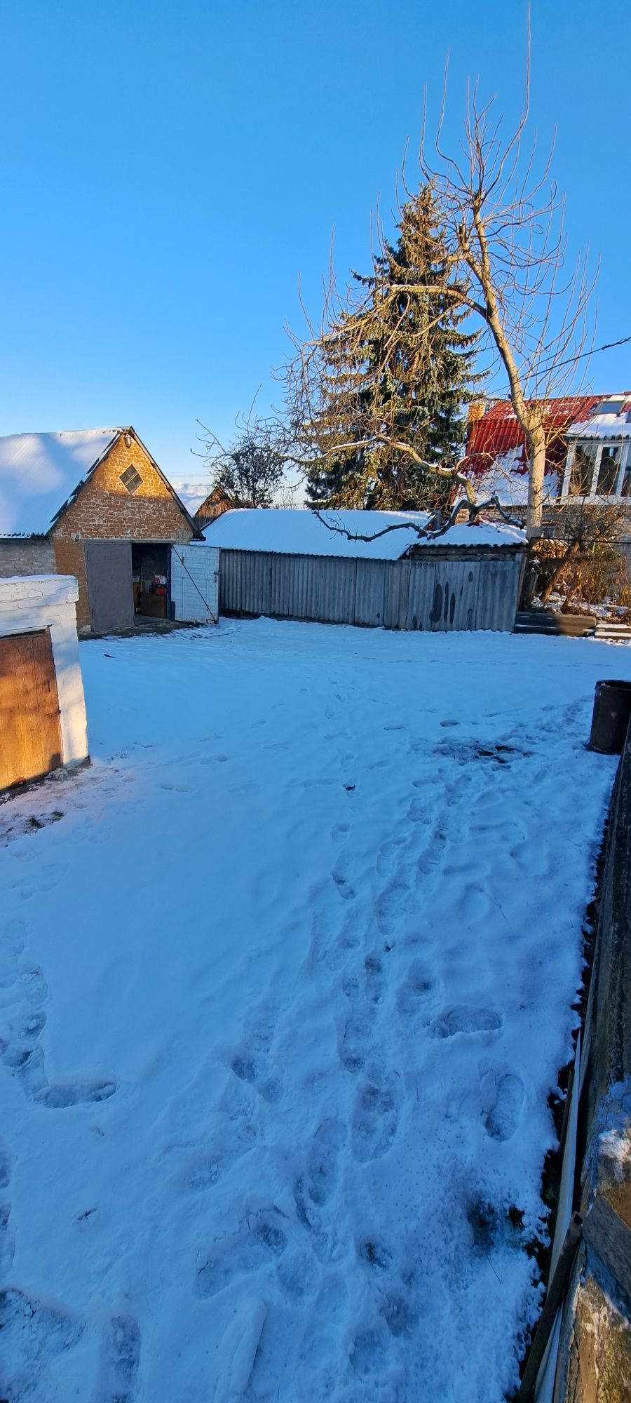 Фото ПЛОЩА - 12 CОТ., ЦІНА - 170 000 $
 у Вінниці