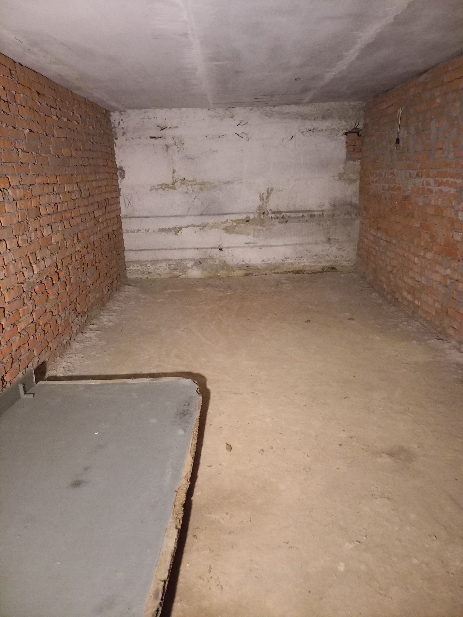 Фото ПЛОЩА - 325 м², ЦІНА - 130 000 $
 у Вінниці