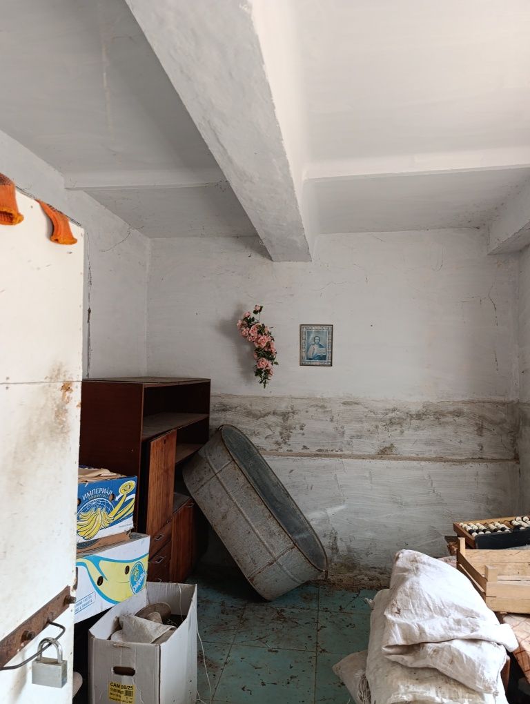 Фото ПЛОЩА - 880 м², ЦІНА - 57 750 $
 у Вінниці
