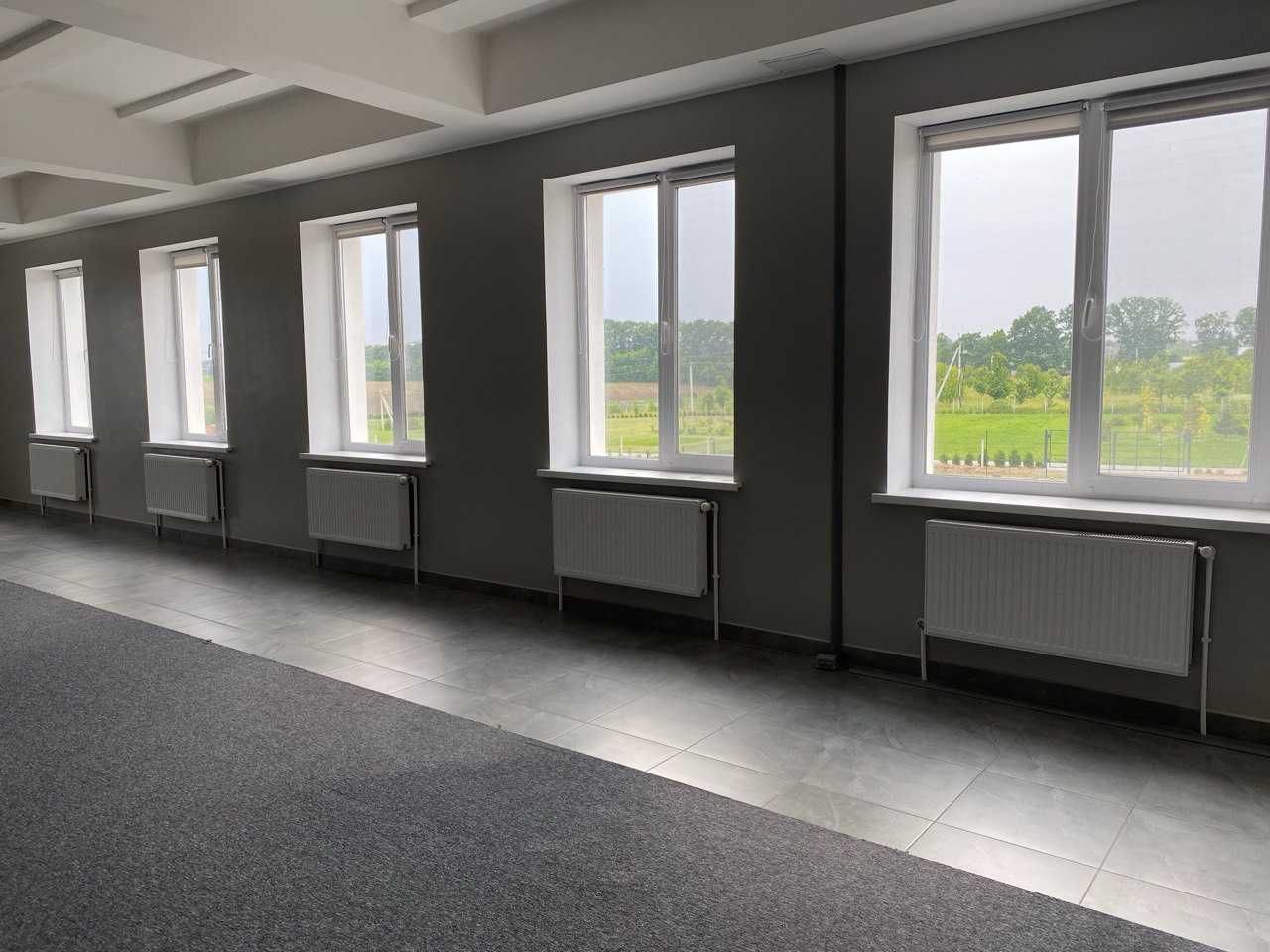 ПЛОЩА - 1200 м², ЦІНА - 1 900 000 $
