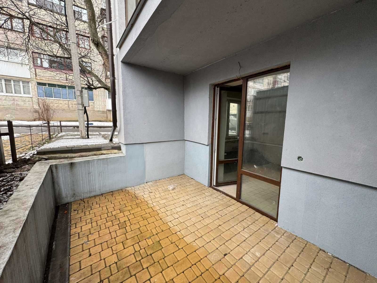 ПЛОЩА - 70 м², ЦІНА - 70 000 $
