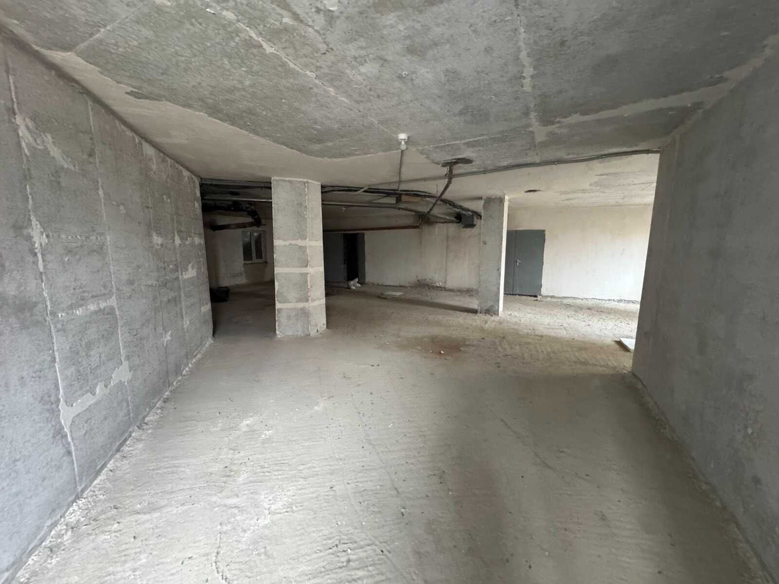 Фото ПЛОЩА - 400 м², ЦІНА - 130 000 $
 у Вінниці