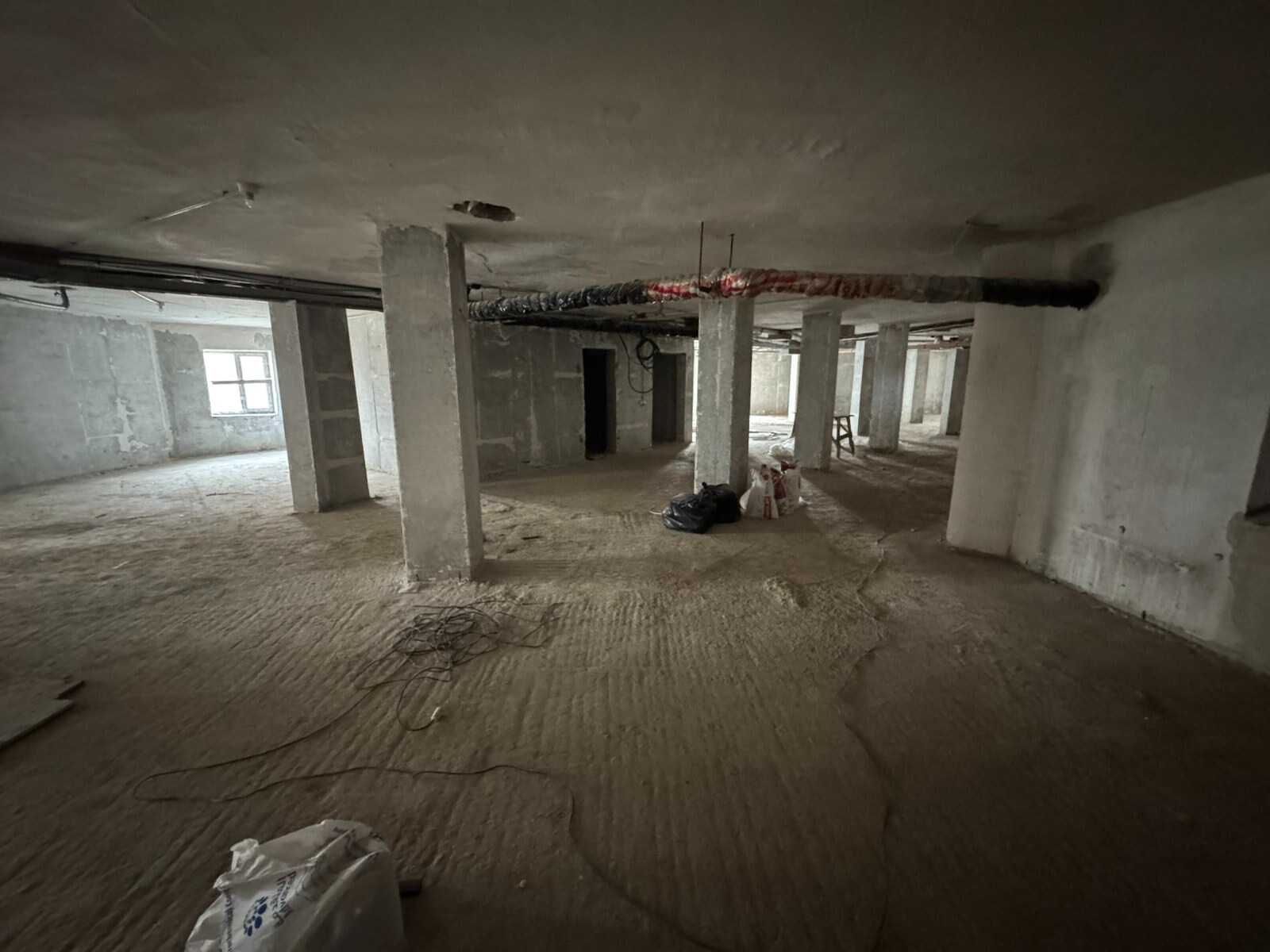 Фото ПЛОЩА - 400 м², ЦІНА - 130 000 $
 у Вінниці