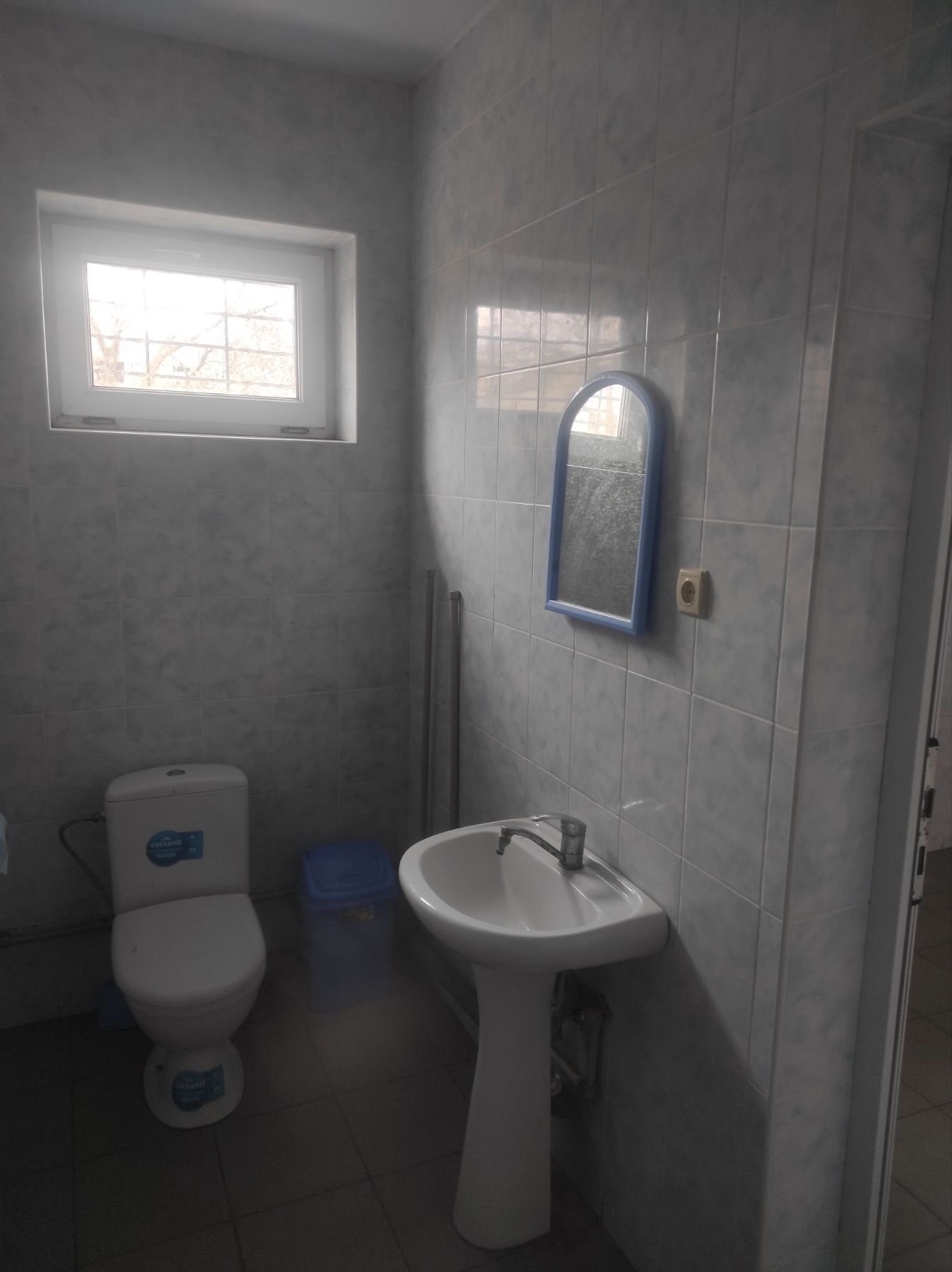 Фото ПЛОЩА - 64.9 м², ЦІНА - 1 000 $
 у Вінниці