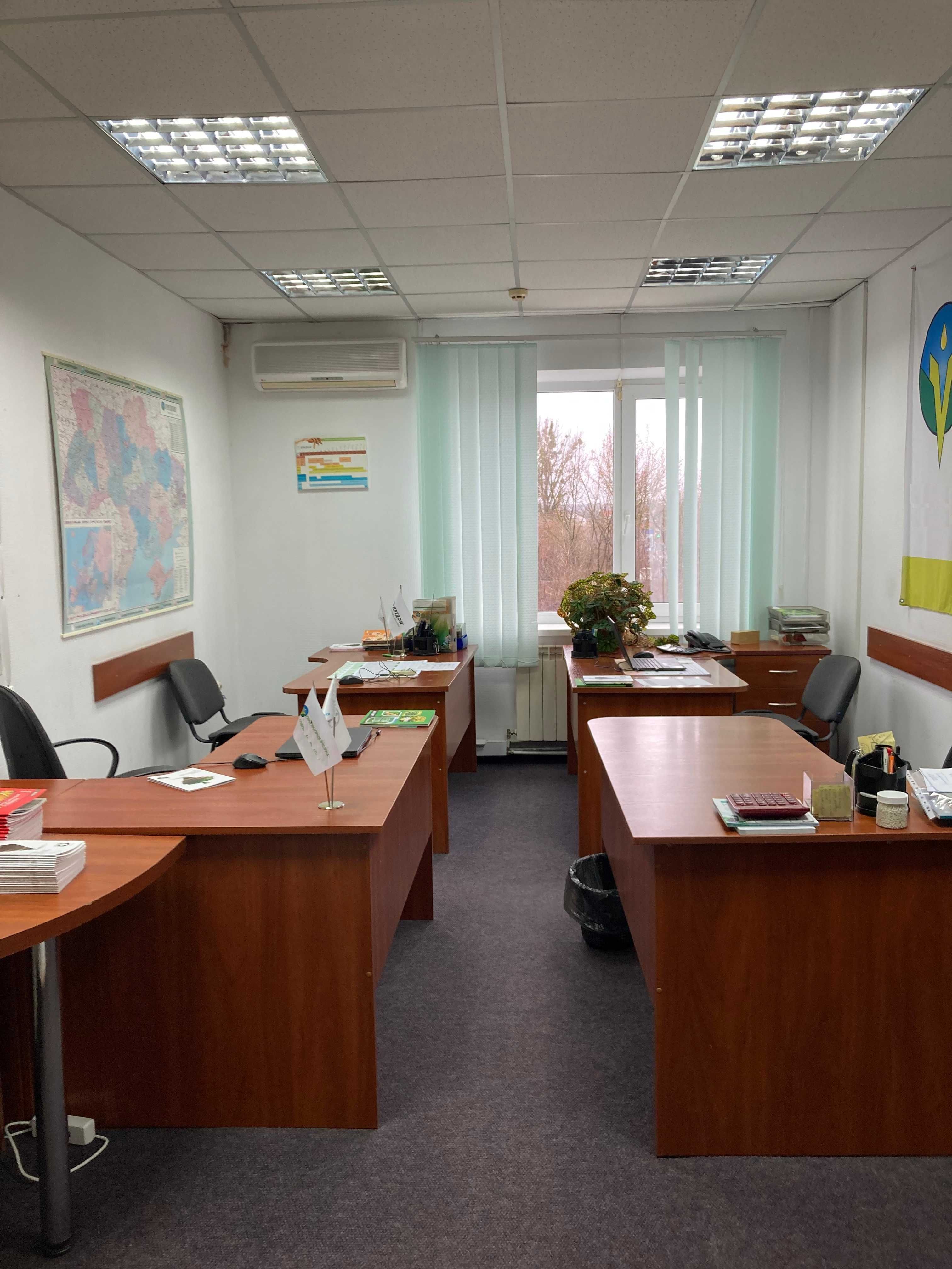 Фото ПЛОЩА - 2821 м², ЦІНА - 1 200 000 $
 у Вінниці
