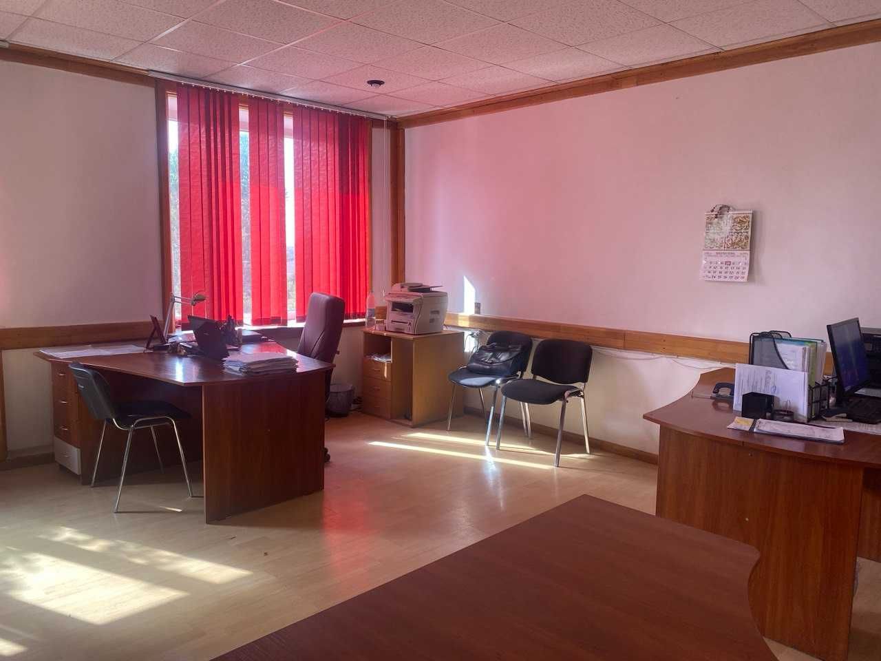 Фото ПЛОЩА - 3600 м², ЦІНА - 1 200 000 $
 у Вінниці