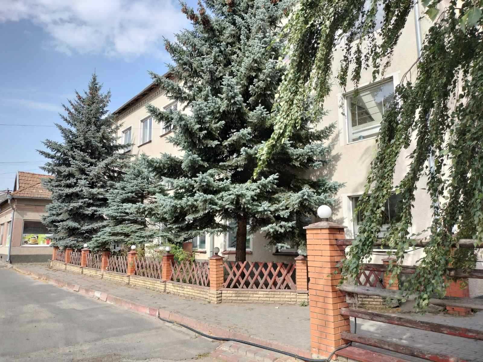 Фото ПЛОЩА - 3600 м², ЦІНА - 1 200 000 $
 у Вінниці