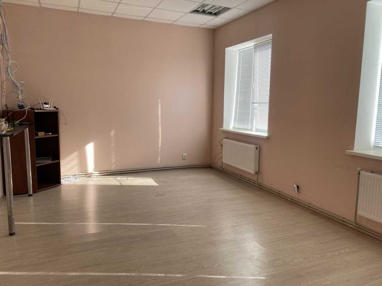 Фото ПЛОЩА - 360 м², ЦІНА - 165 000 $
 у Вінниці