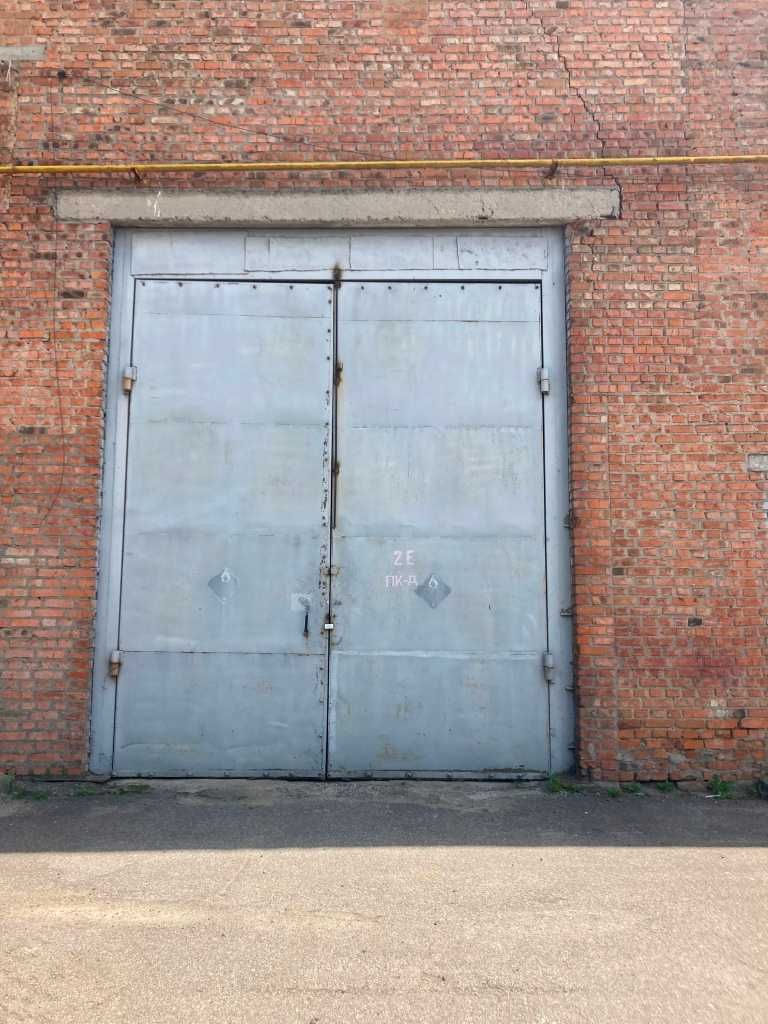 Фото ПЛОЩА - 900 м², ЦІНА - 1 821 $
 у Вінниці