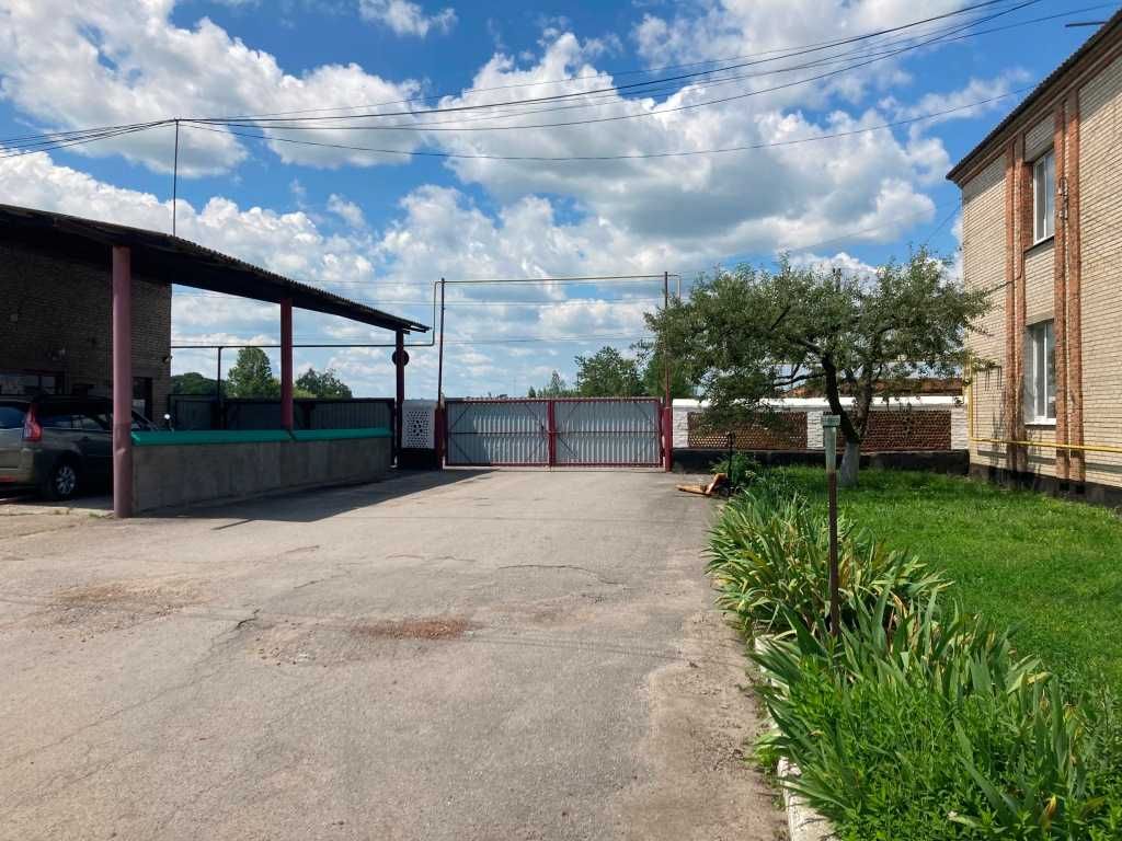 Фото ПЛОЩА - 900 м², ЦІНА - 1 821 $
 у Вінниці