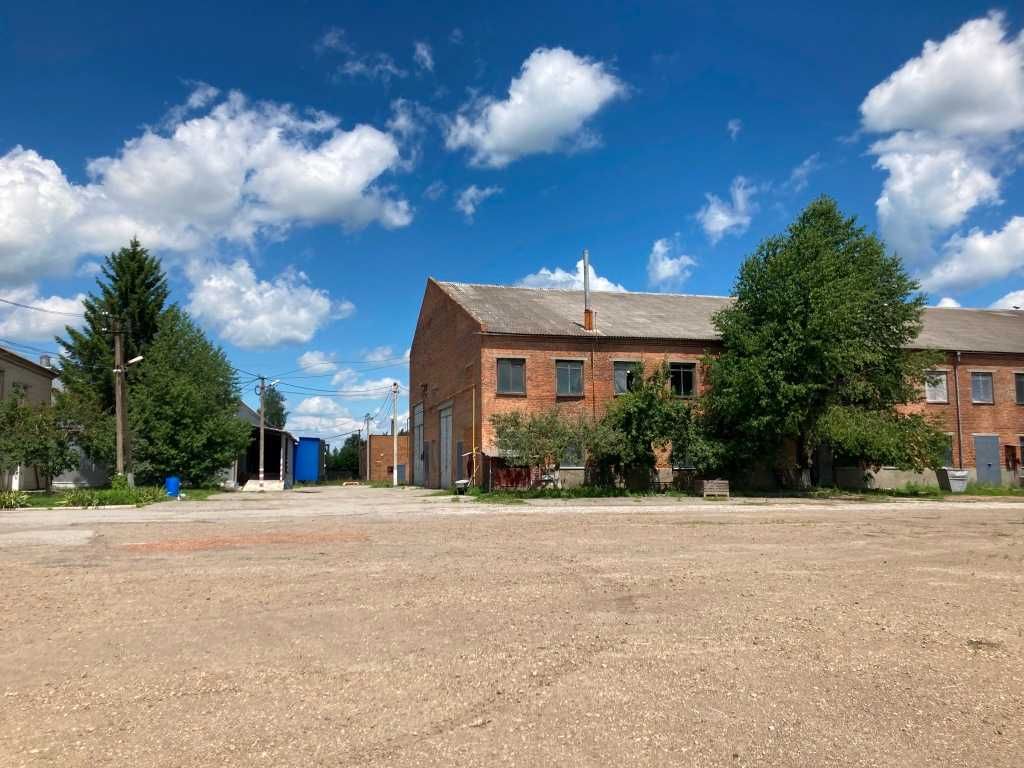 Фото ПЛОЩА - 900 м², ЦІНА - 1 821 $
 у Вінниці