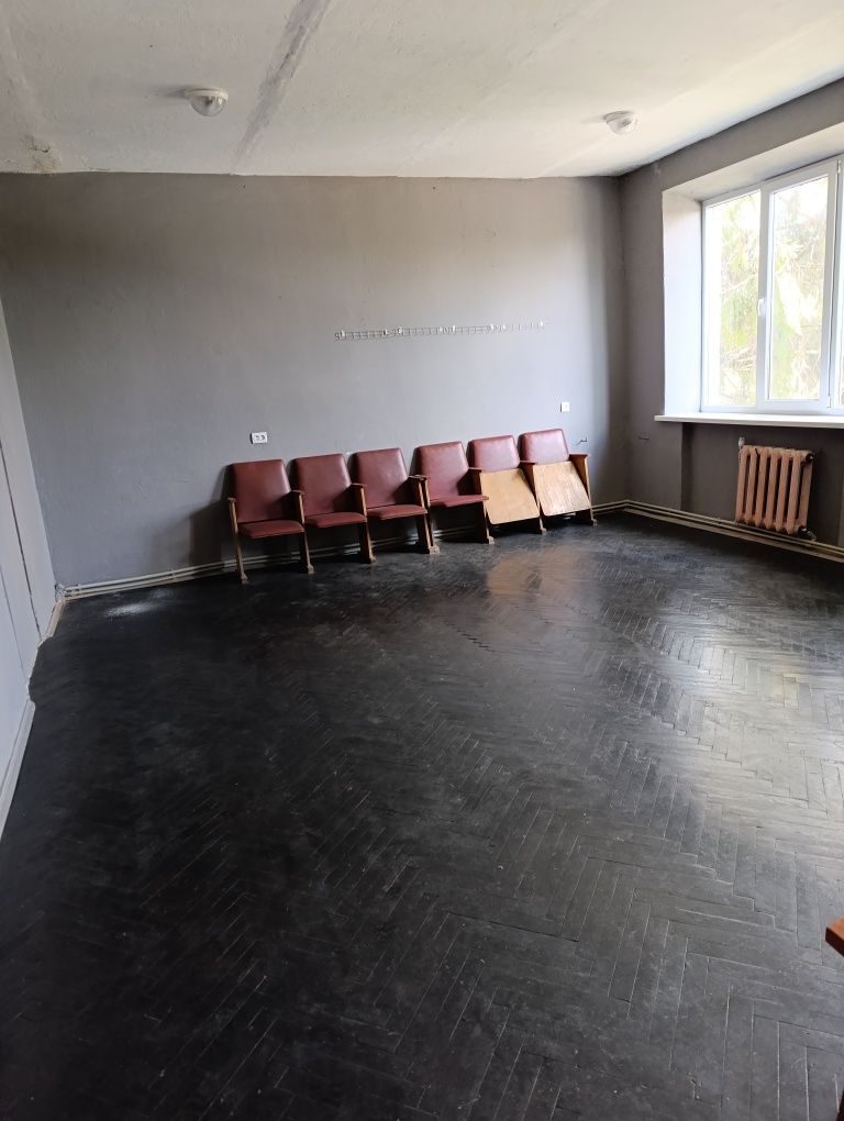 Фото ПЛОЩА - 250 м², ЦІНА - 3 $
 у Вінниці