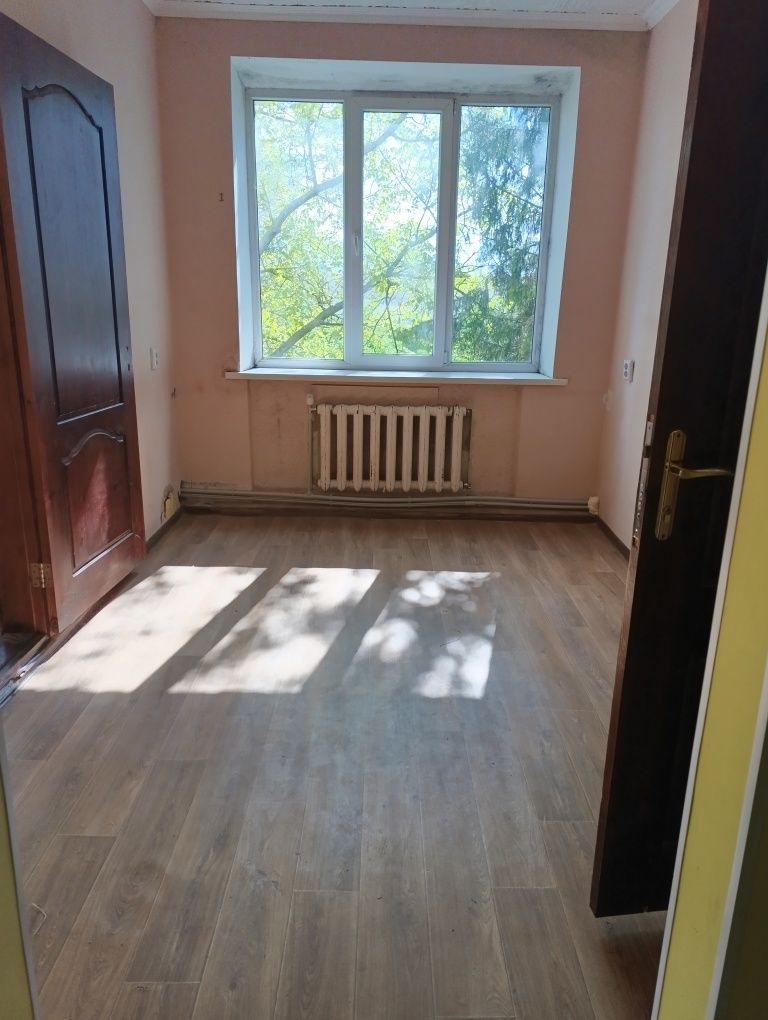 Фото ПЛОЩА - 250 м², ЦІНА - 3 $
 у Вінниці