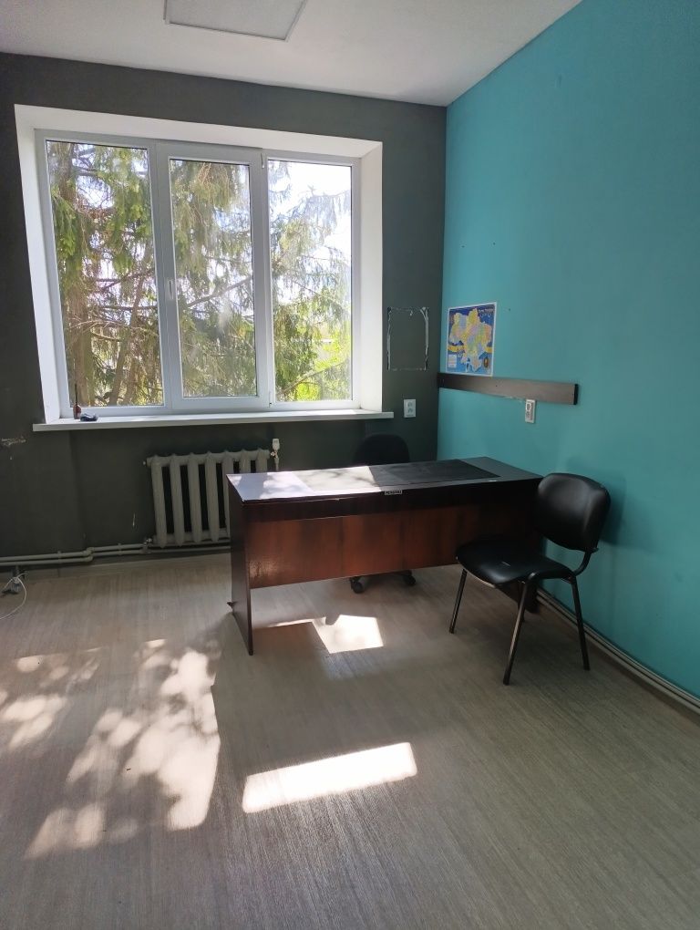 Фото ПЛОЩА - 250 м², ЦІНА - 3 $
 у Вінниці