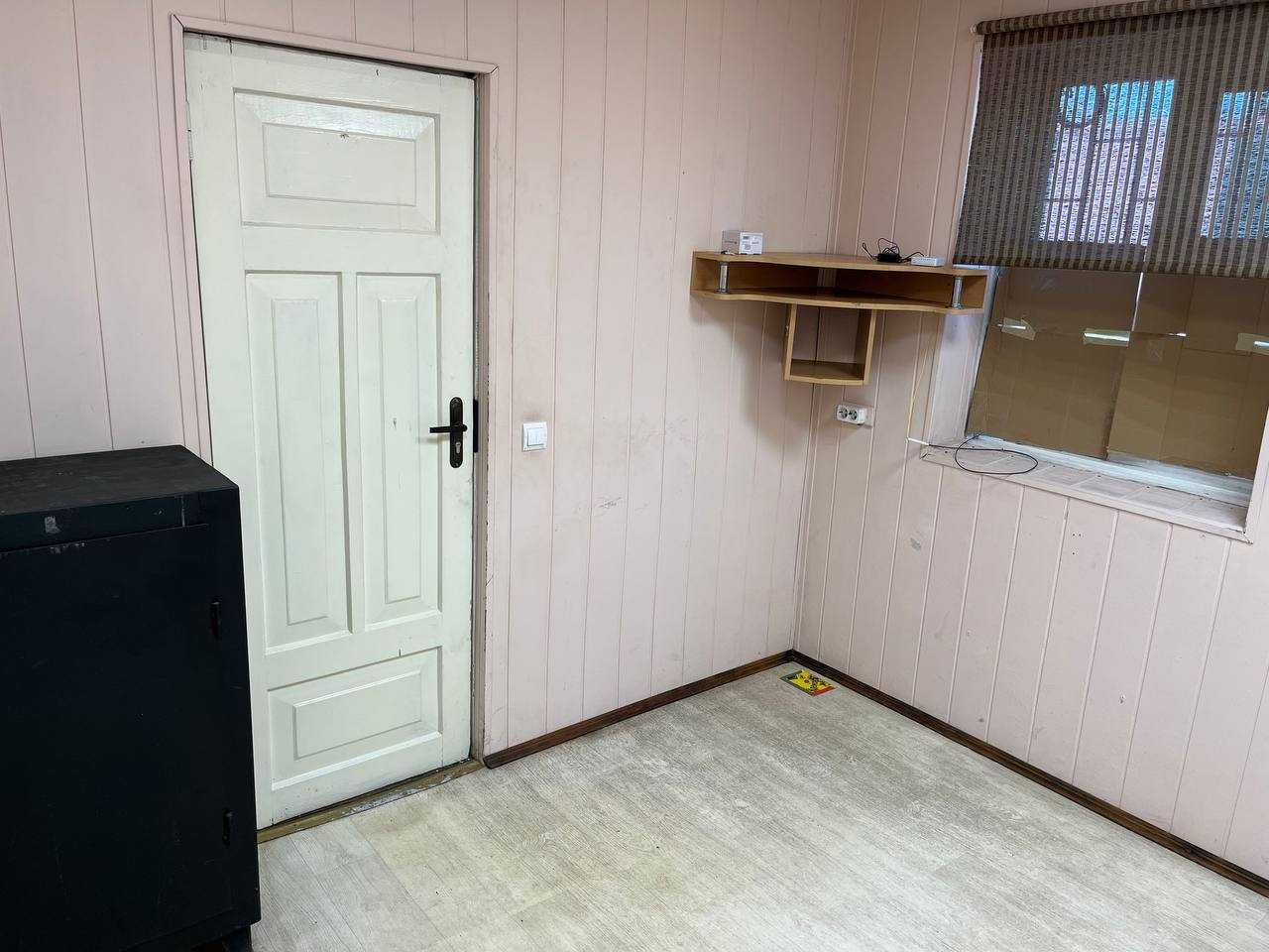 Фото ПЛОЩА - 40 м², ЦІНА - 1 $
 у Вінниці