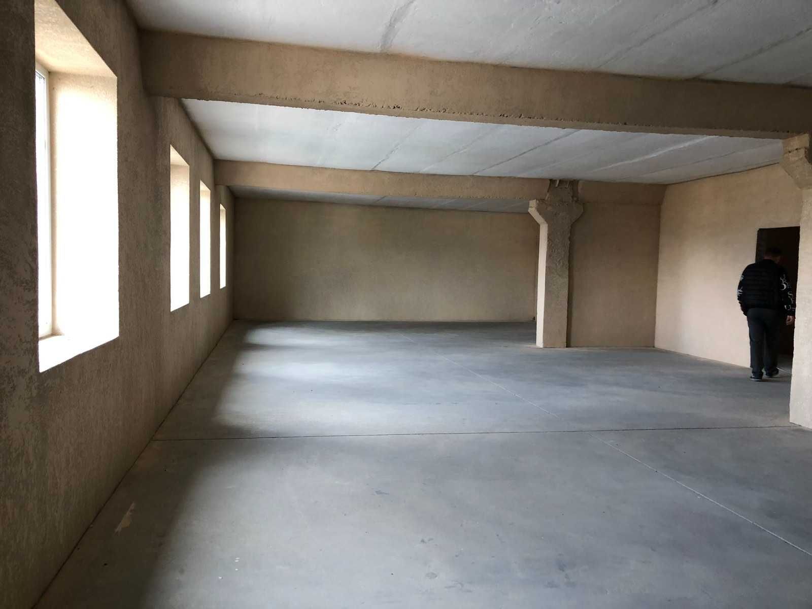 Фото ПЛОЩА - 450 м², ЦІНА - 1 625 $
 у Вінниці