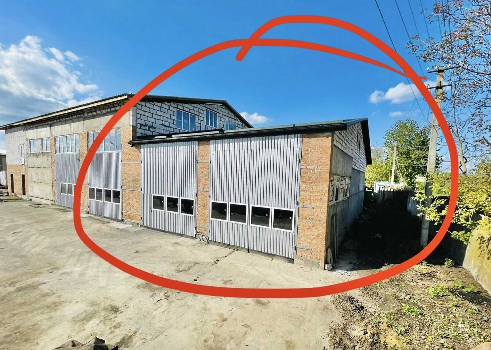 Фото ПЛОЩА - 216 м², ЦІНА - 624 $
 у Вінниці