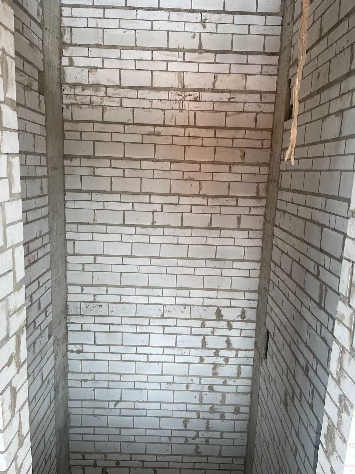 Фото ПЛОЩА - 360 м², ЦІНА - 5 400 $
 у Вінниці