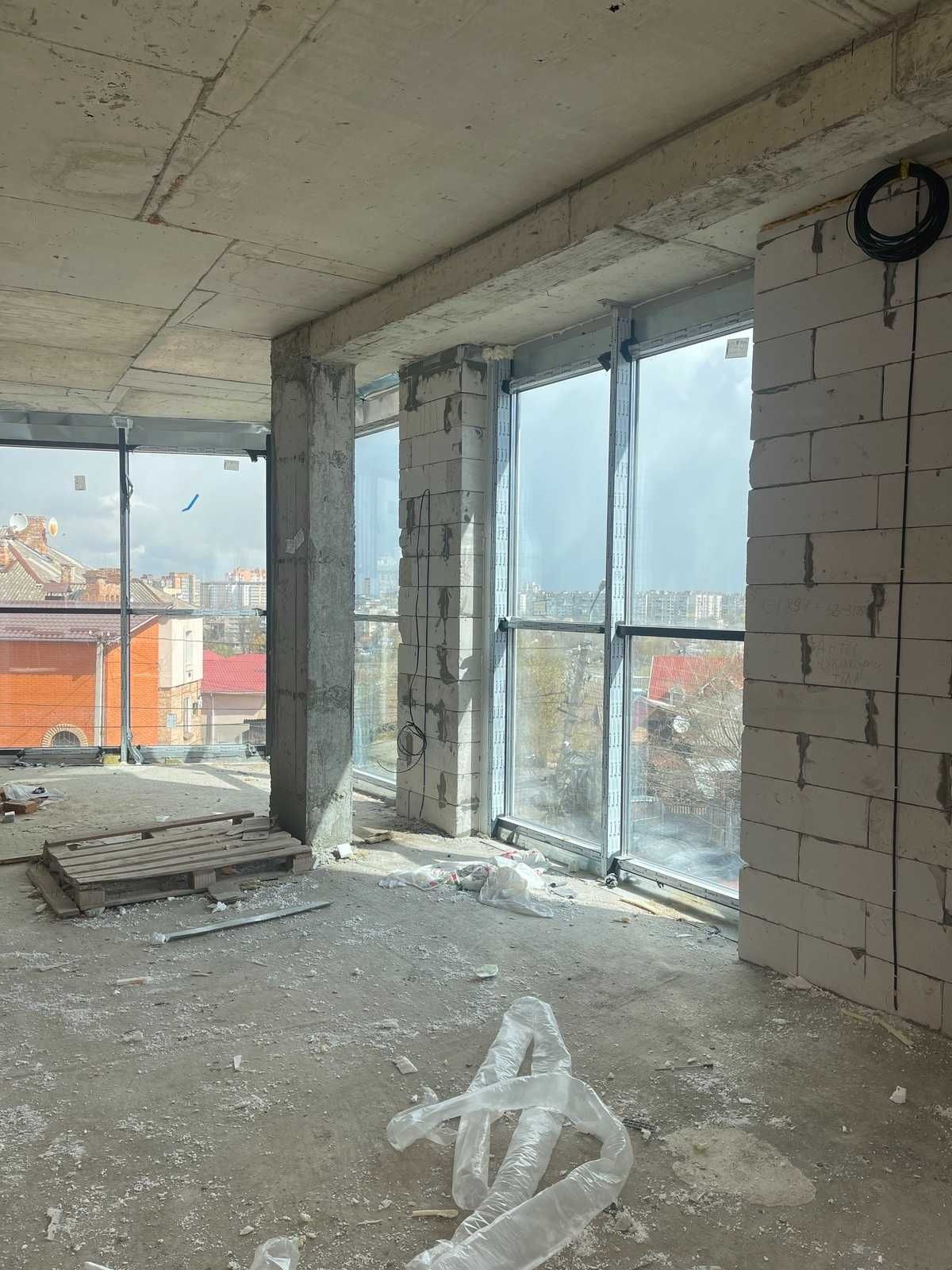 Фото ПЛОЩА - 520 м², ЦІНА - 7 800 $
 у Вінниці
