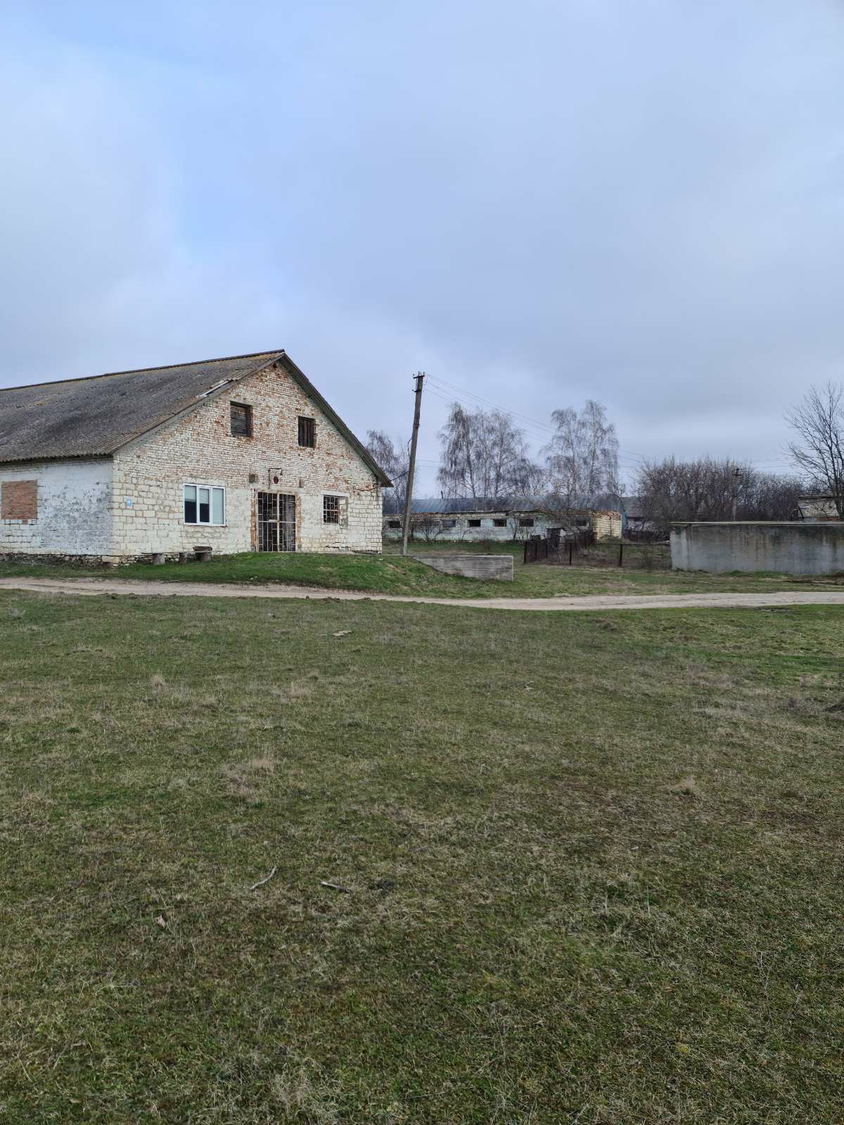 Фото ПЛОЩА - 1350 м², ЦІНА - 361 $
 у Вінниці