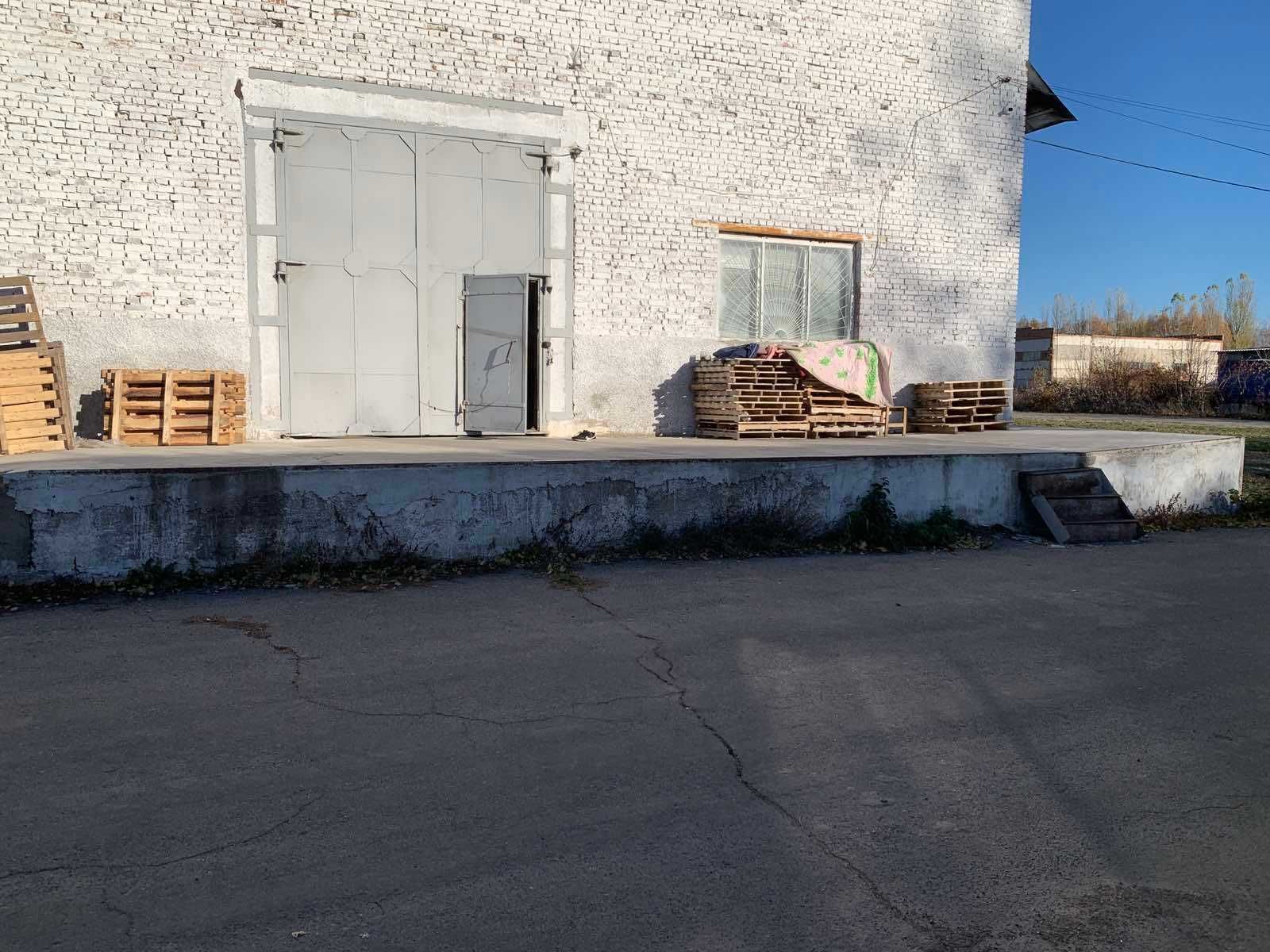 Фото ПЛОЩА - 500 м², ЦІНА - 722 $
 у Вінниці