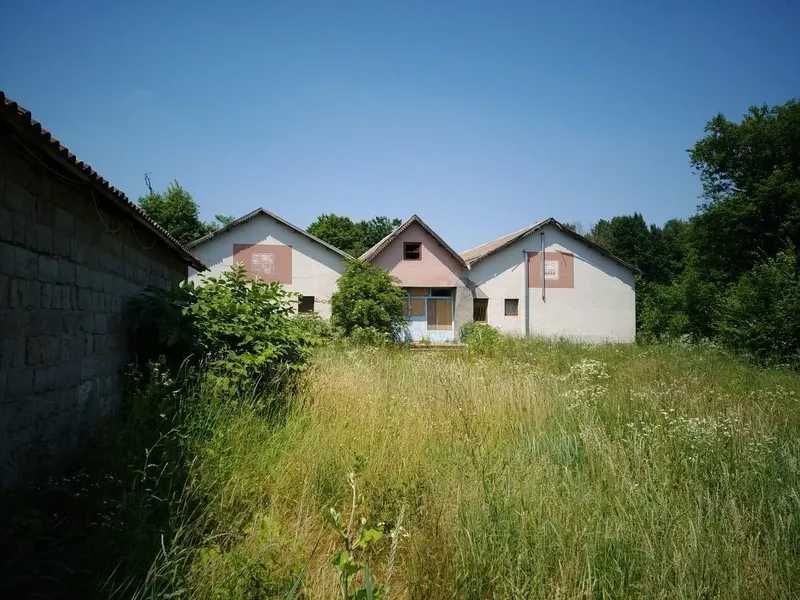 Фото ПЛОЩА - 660.2 м², ЦІНА - 1 278 $
 у Вінниці