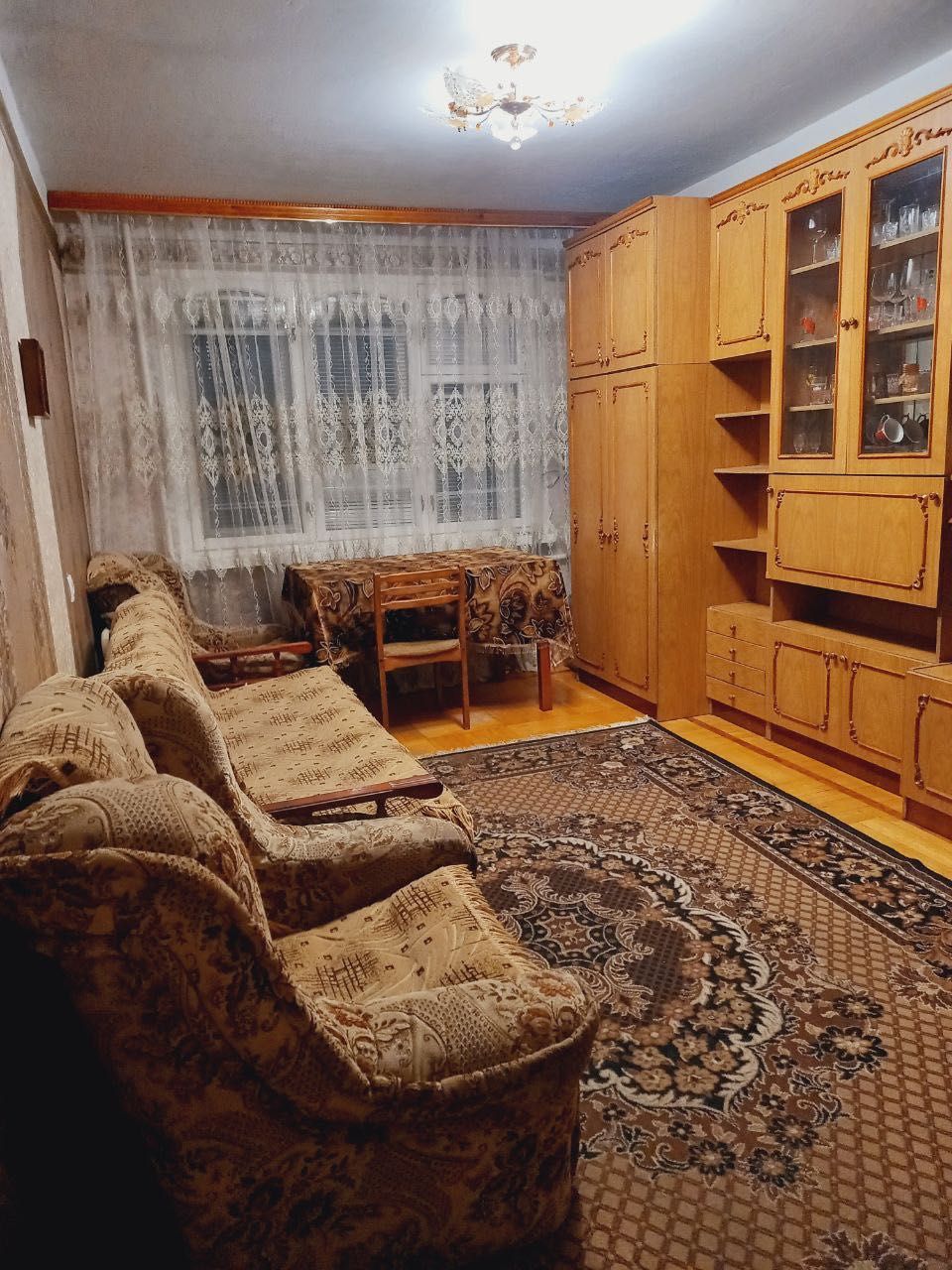КІМНАТА, ПЛОЩА - 62 м², ЦІНА - 96 $

