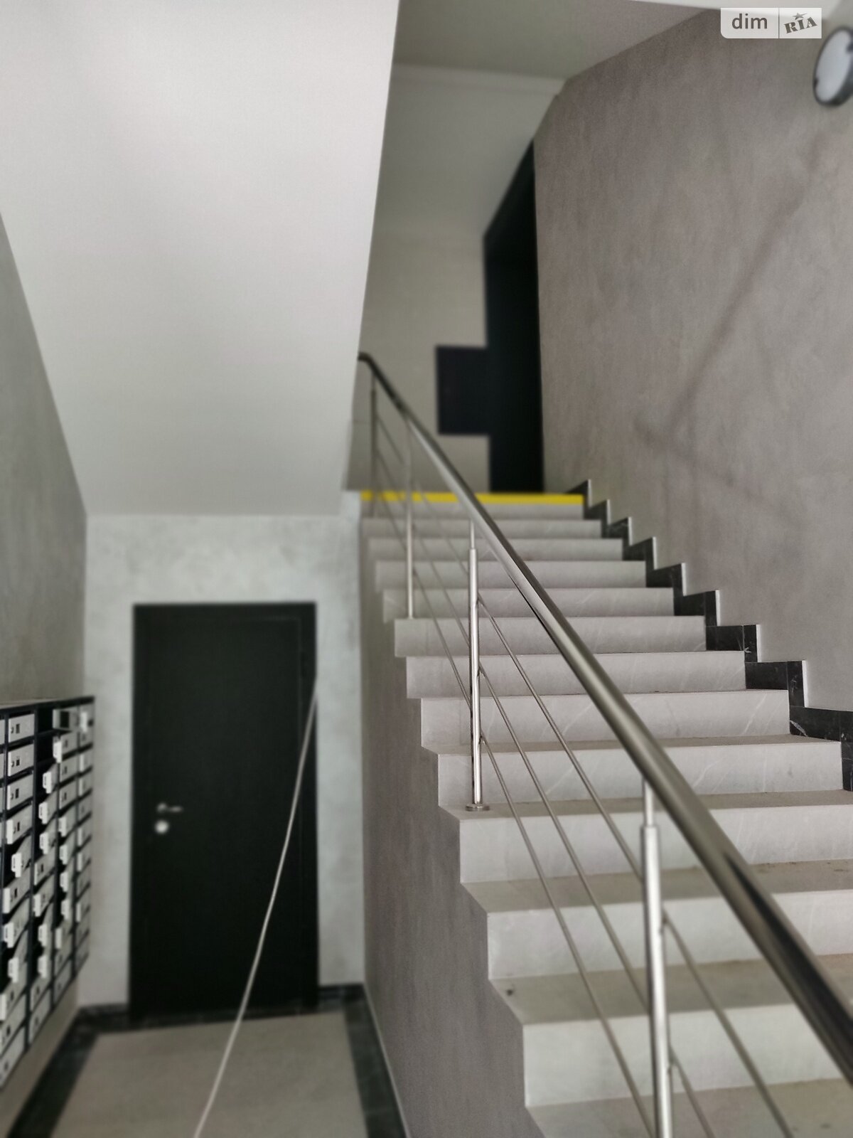 Фото 1 КІМ. КВАРТИРА, ПЛОЩА - 41.7 м², ЦІНА - 52 400 $
, вул. Праведників світу(Максимовича) у Вінниці