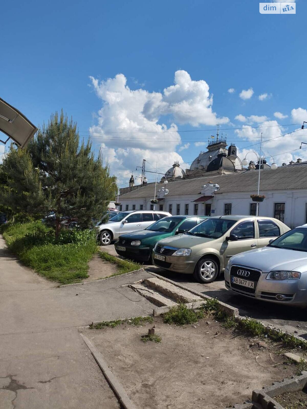 ПЛОЩА - 55 м², ЦІНА - 5 500 $
, просп. Бориса Олійника