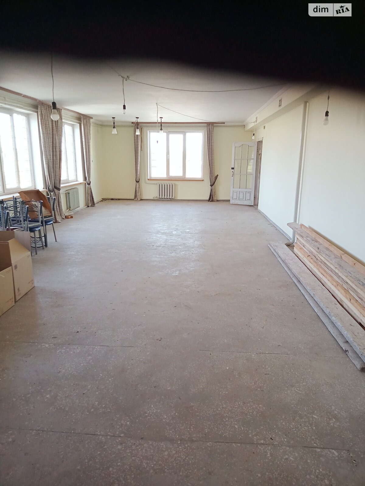 Фото ПЛОЩА - 100 м², ЦІНА - 20 000 $
, вул. Юхима Сіцінського у Вінниці