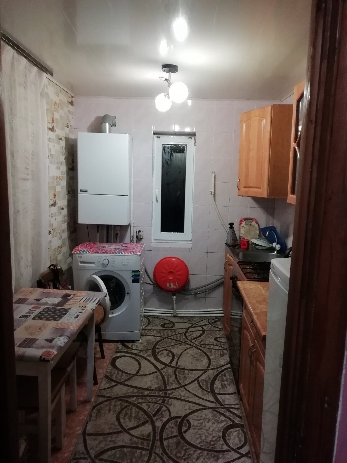 2 КІМ. КВАРТИРА, ПЛОЩА - 60 м², ЦІНА - 20 000 $
