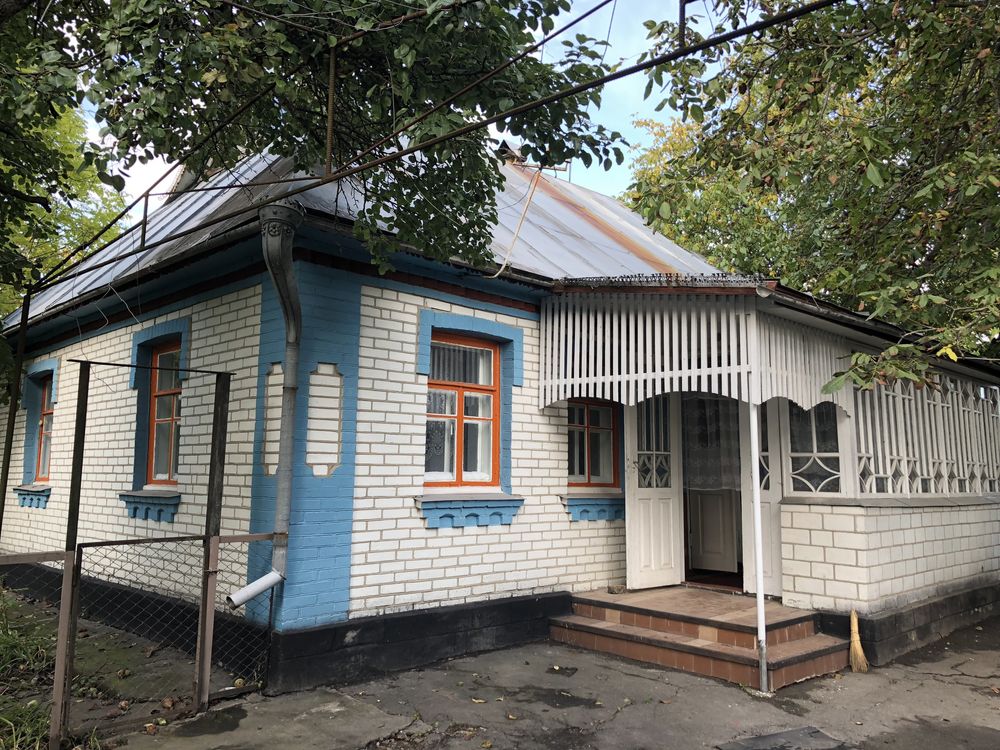 4 КІМ. БУДИНОК, ПЛОЩА - 100 м², ЦІНА - 5 000 $
