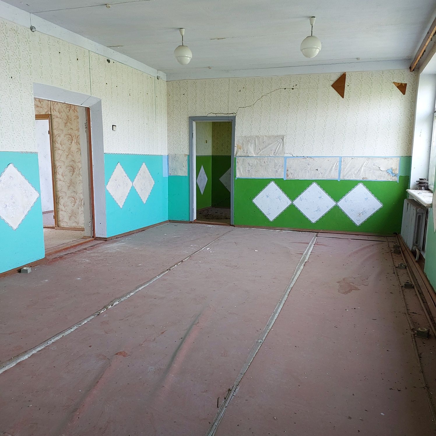 Фото ПЛОЩА - 1200 м², ЦІНА - 120 000 $
 у Вінниці