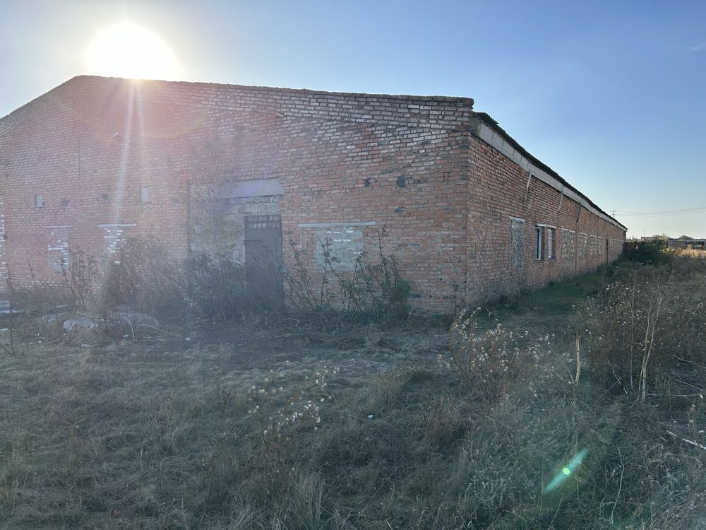 Фото ПЛОЩА - 1800 м², ЦІНА - 149 999 $
 у Вінниці