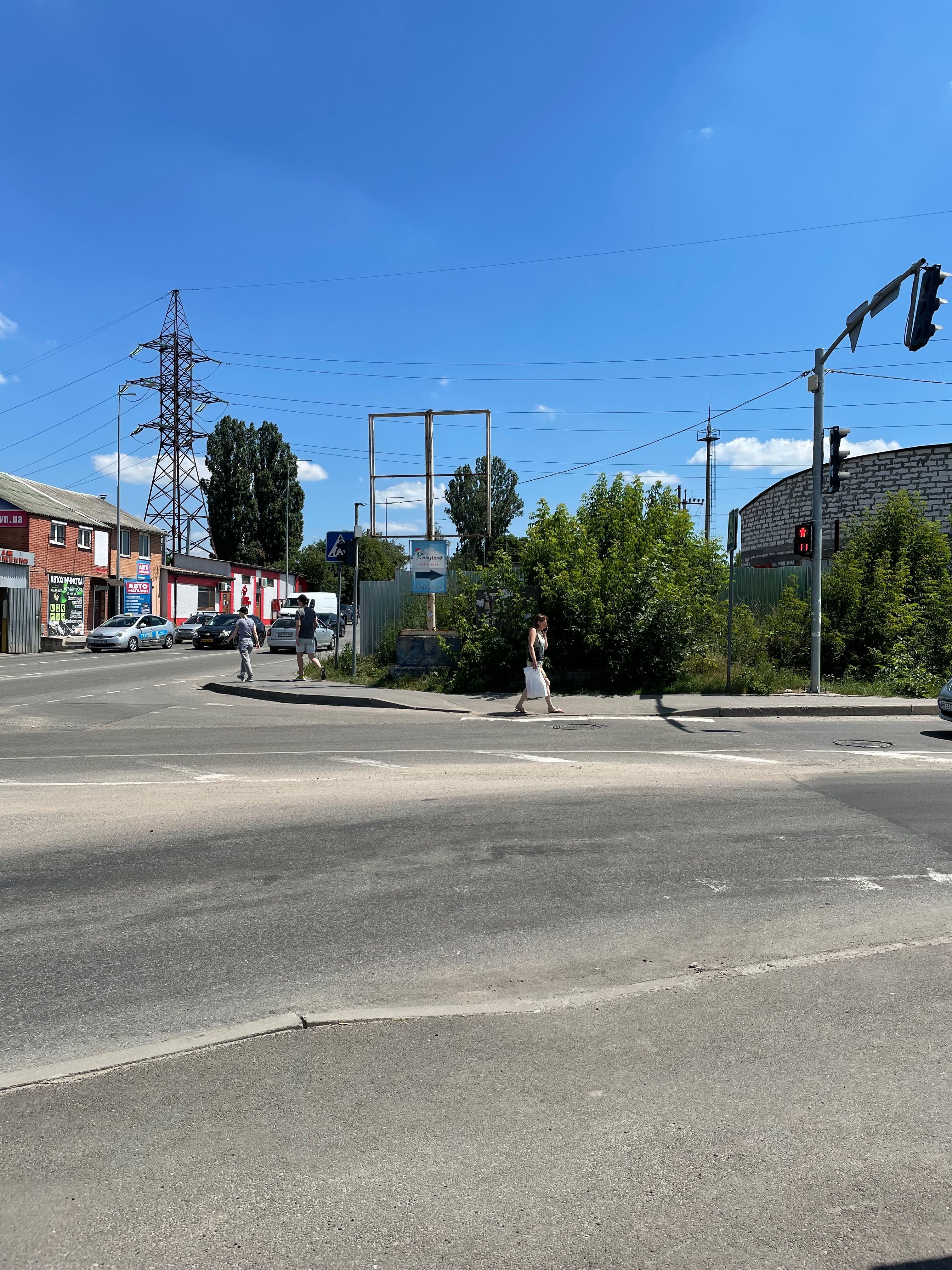 Фото ПЛОЩА - 168 м², ЦІНА - 3 000 $
 у Вінниці