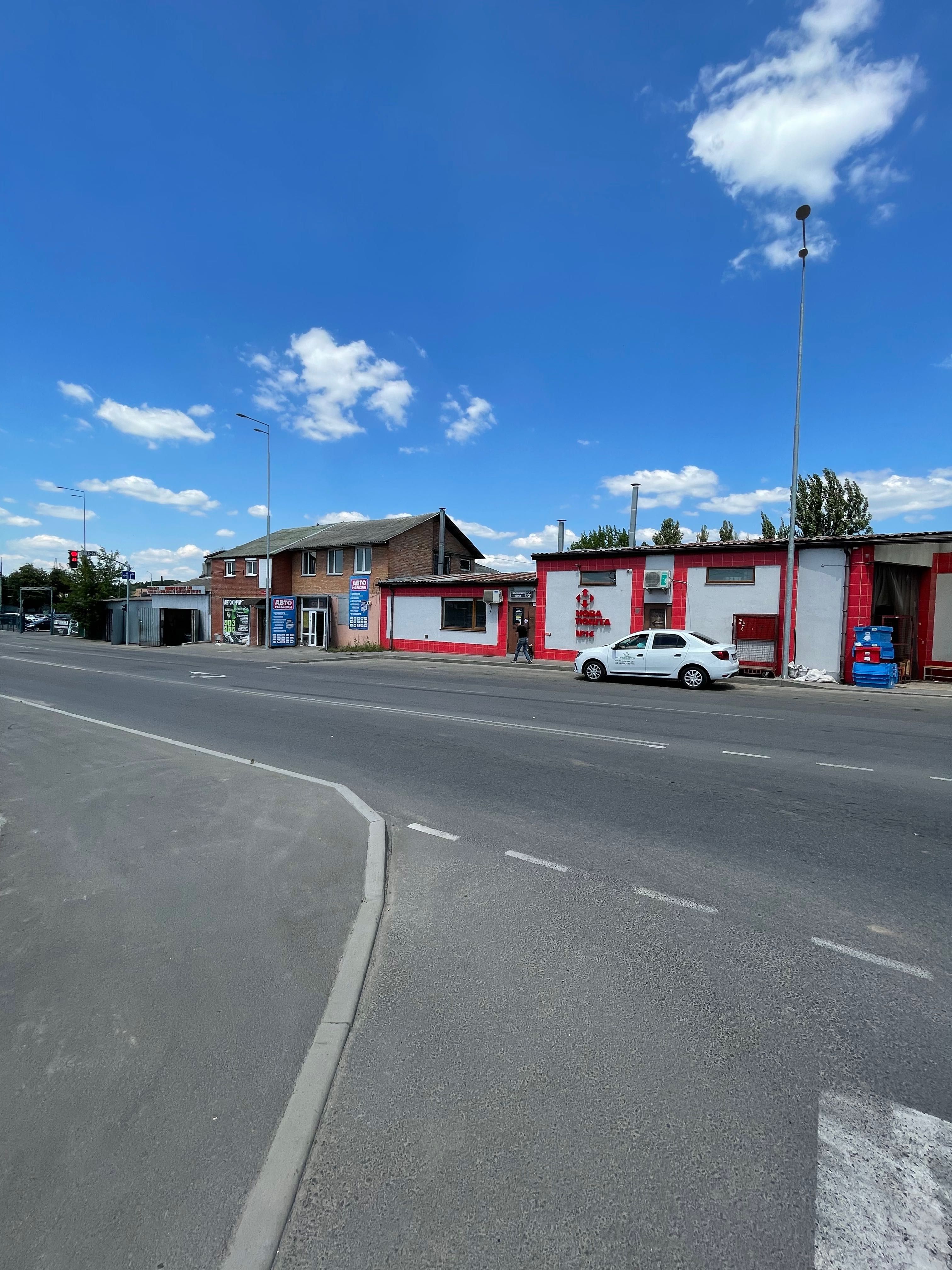 Фото ПЛОЩА - 168 м², ЦІНА - 3 000 $
 у Вінниці