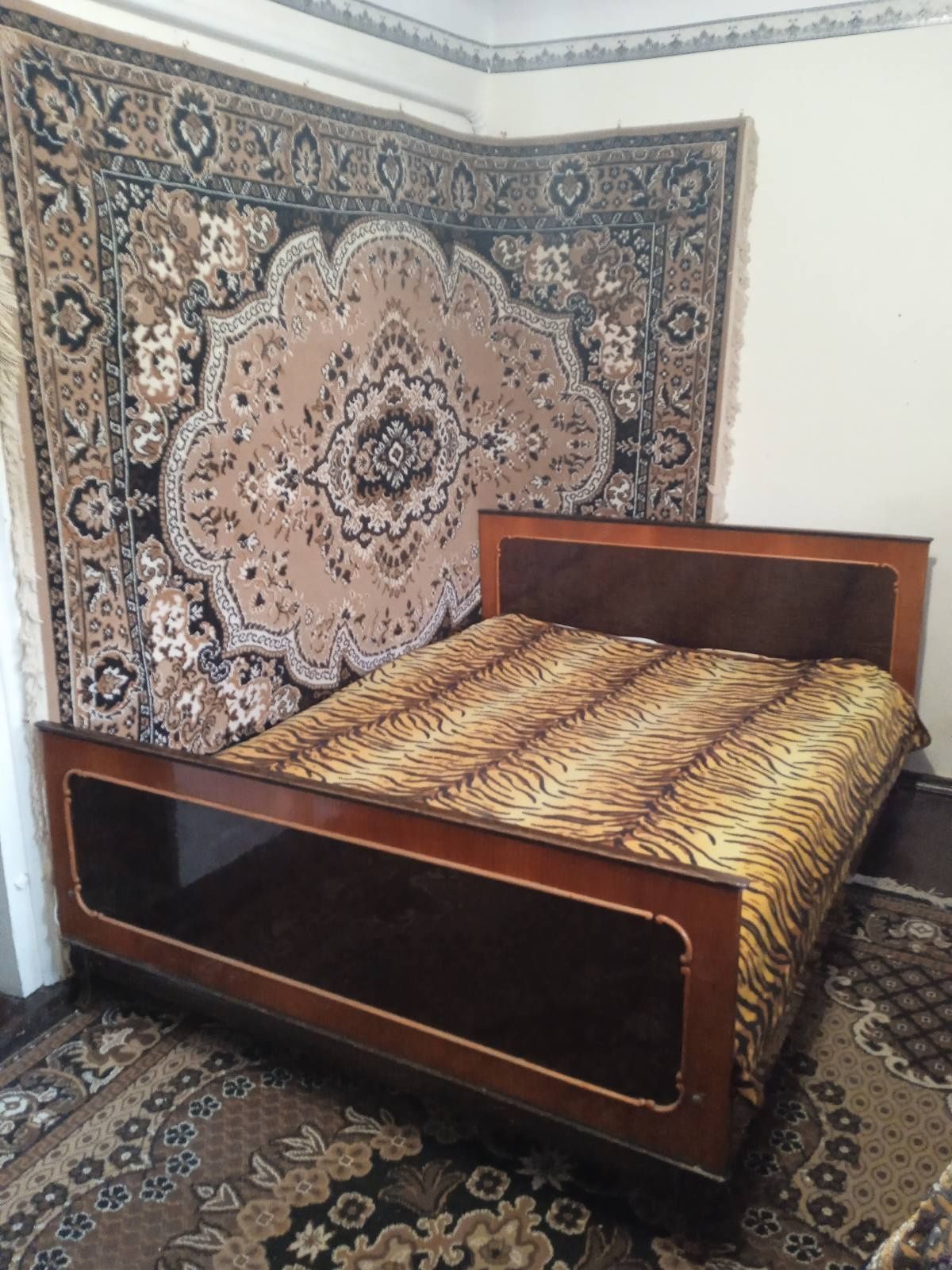 КІМНАТА, ПЛОЩА - 20 м², ЦІНА - 48 $

