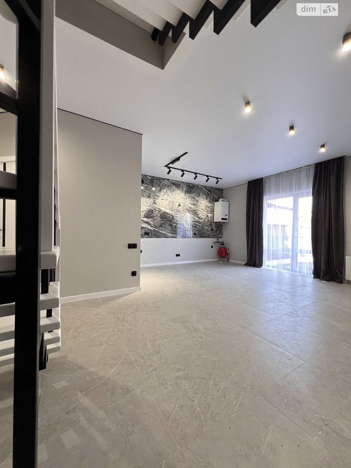 Фото 3 КІМ. ТАУНХАУС, ПЛОЩА - 109 м², ЦІНА - 99 900 $
 у Вінниці