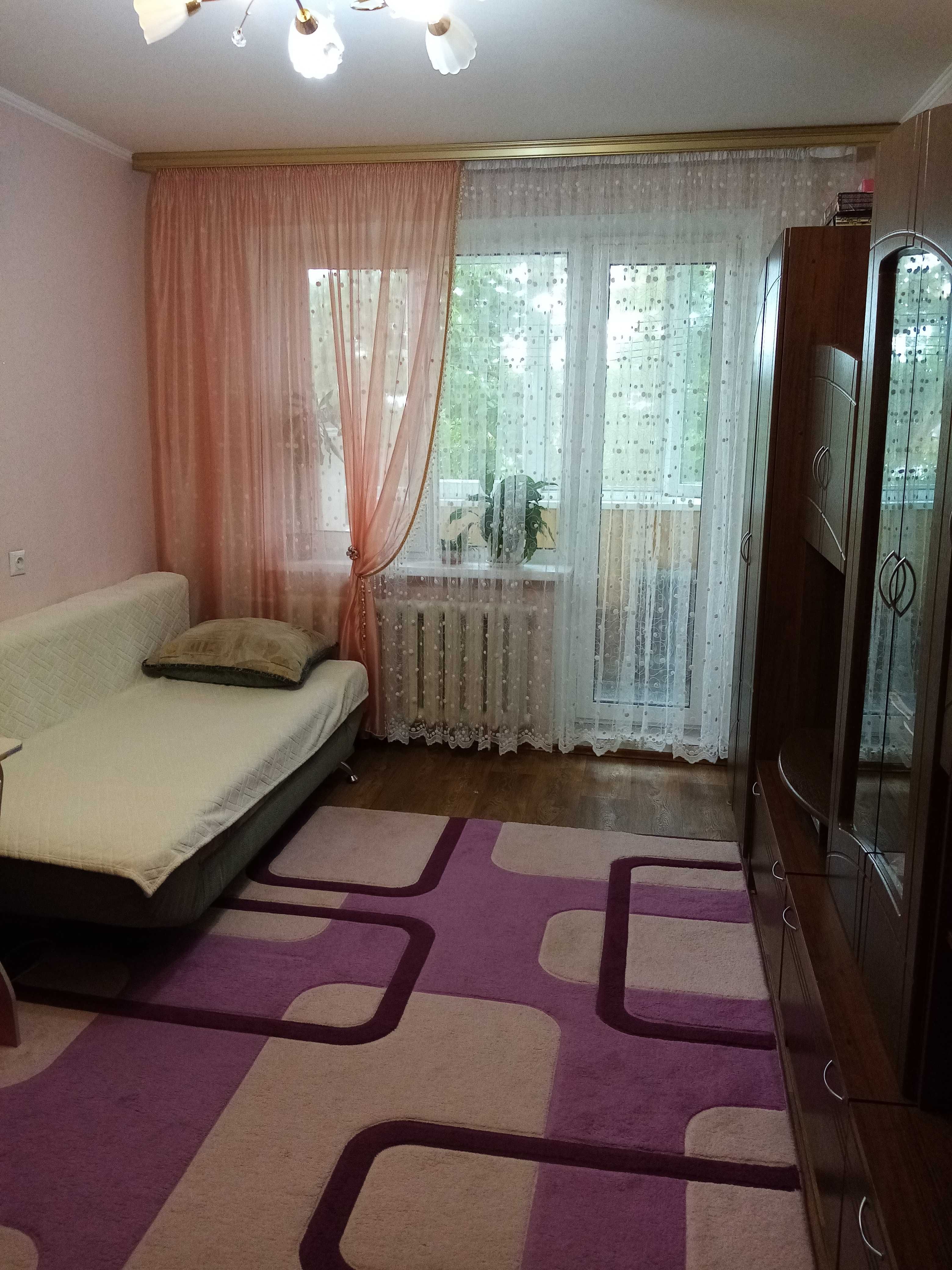 1 КІМ. КВАРТИРА, ПЛОЩА - 33 м², ЦІНА - 43 500 $
