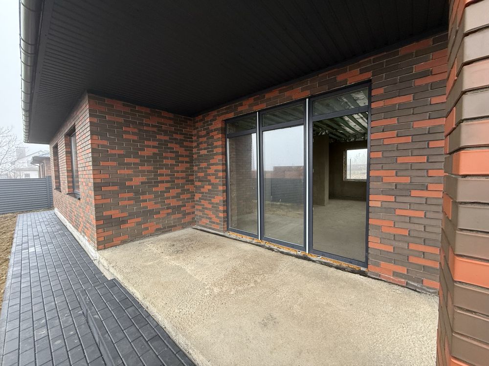 3 КІМ. БУДИНОК, ПЛОЩА - 110 м², ЦІНА - 75 000 $
