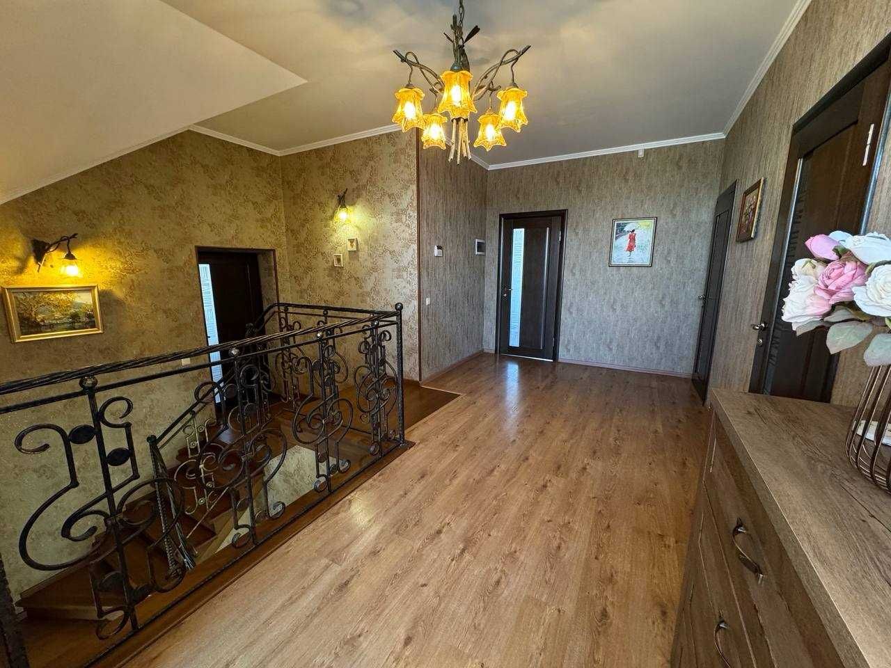 Обʼєкт нерухомості: 3 КІМ. БУДИНОК, ПЛОЩА - 300 м², ЦІНА - 238 000 $
 — HUBTRUST, Вінниця