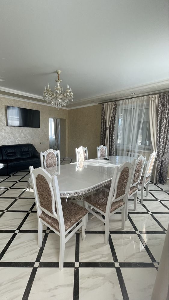 Обʼєкт нерухомості: 10 КІМ. БУДИНОК, ПЛОЩА - 240 м², ЦІНА - 110 000 $
 — HUBTRUST, Вінниця