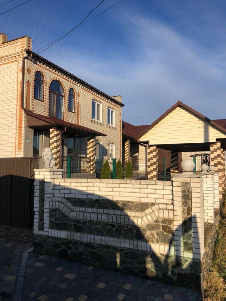 Обʼєкт нерухомості: 10 КІМ. БУДИНОК, ПЛОЩА - 240 м², ЦІНА - 110 000 $
 — HUBTRUST, Вінниця