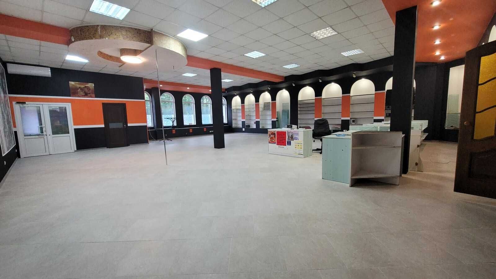 Обʼєкт нерухомості: ПЛОЩА - 250 м², ЦІНА - 4 812 $
 — HUBTRUST, Вінниця