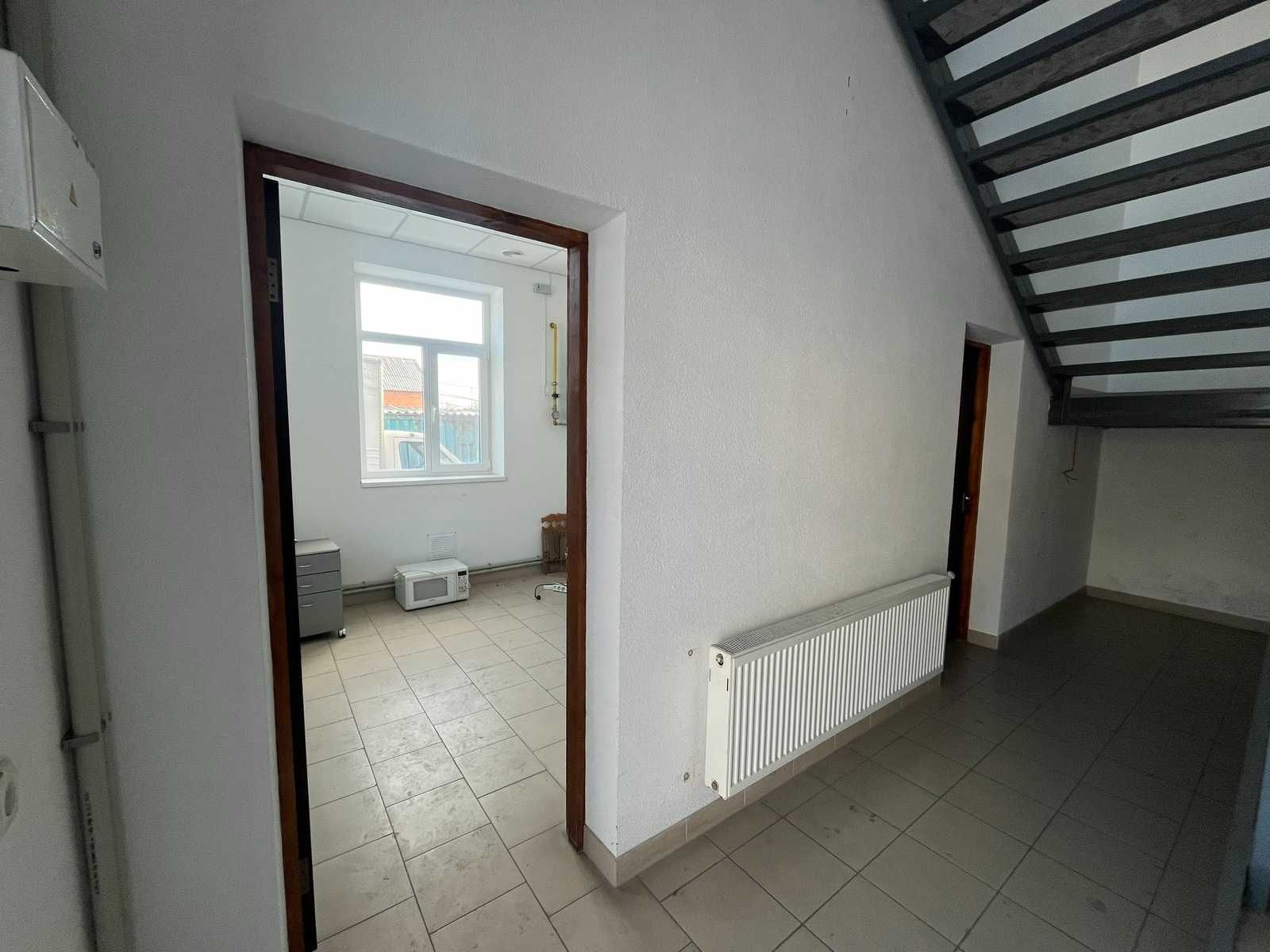 Обʼєкт нерухомості: ПЛОЩА - 240 м², ЦІНА - 842 $
 — HUBTRUST, Вінниця