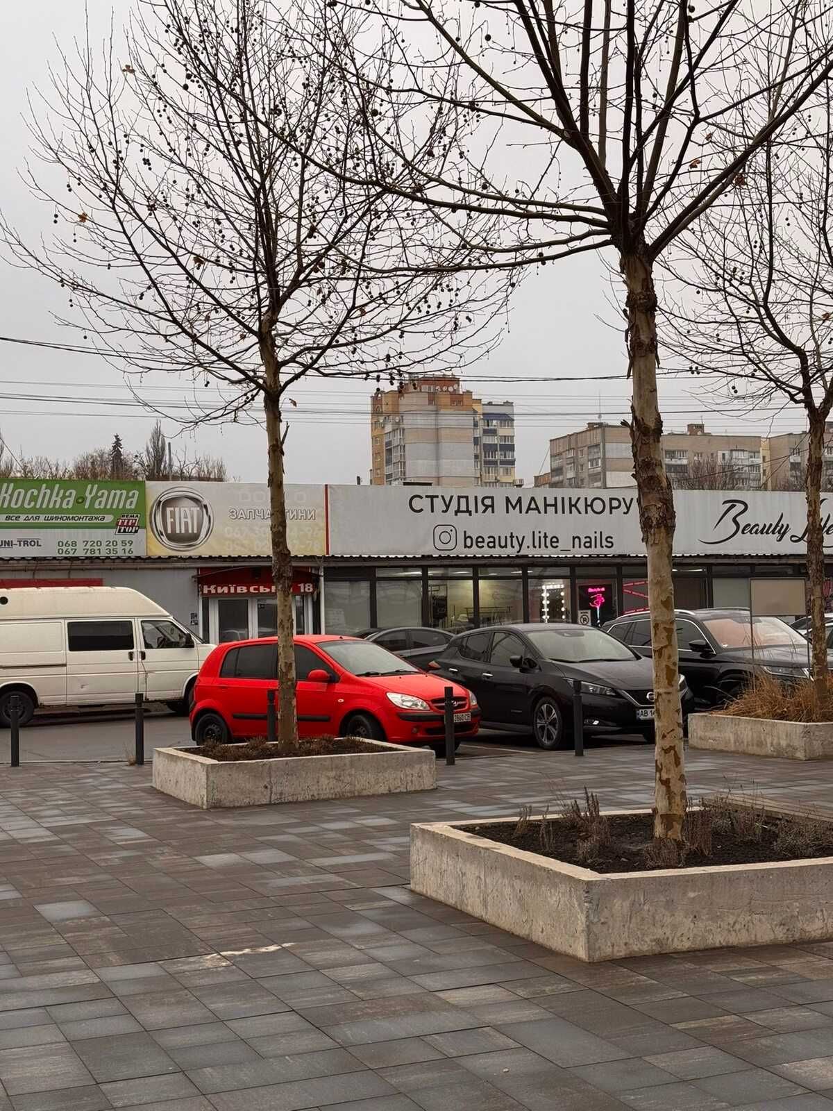 ПЛОЩА - 65 м², ЦІНА - 553 $
