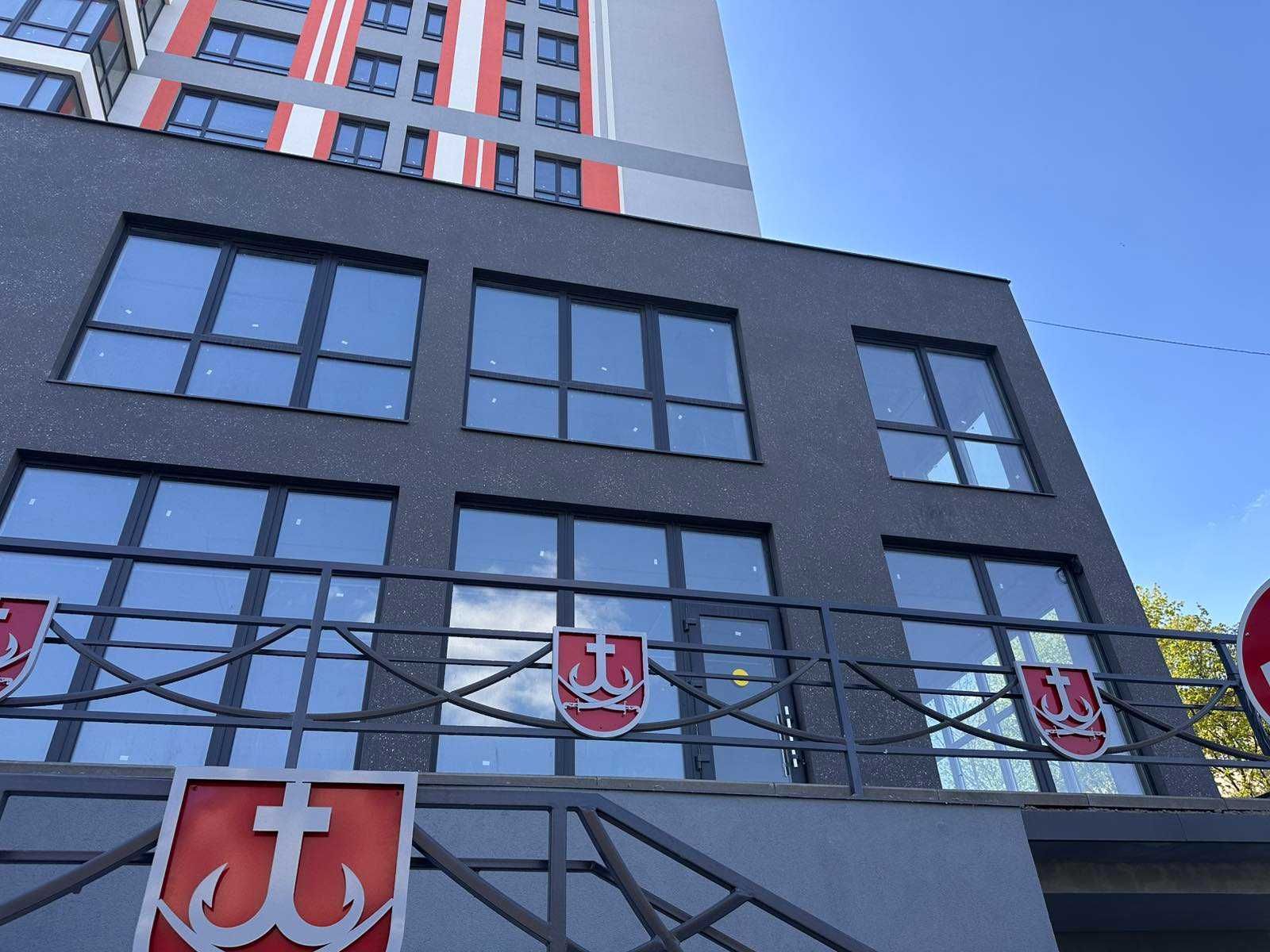 ПЛОЩА - 605.24 м², ЦІНА - 5 447 $
