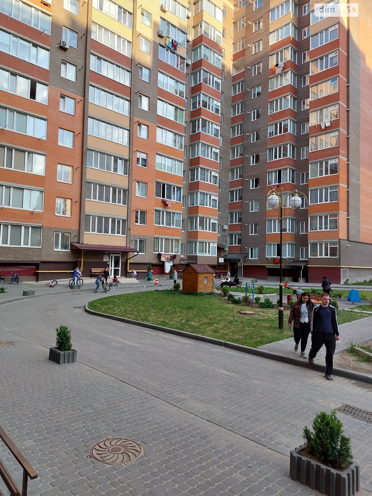 2 КІМ. КВАРТИРА, ПЛОЩА - 87 м², ЦІНА - 31 000 $
, вул. Марії Приймаченко(Покришкіна)