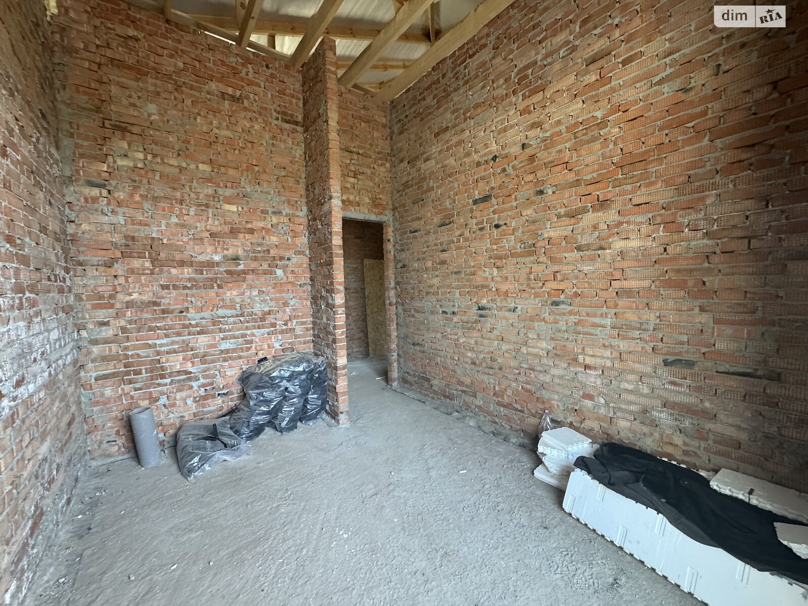 Обʼєкт нерухомості: 4 КІМ. БУДИНОК, ПЛОЩА - 120 м², ЦІНА - 205 000 $
, 1-й пр. Березовий  — HUBTRUST, Вінниця